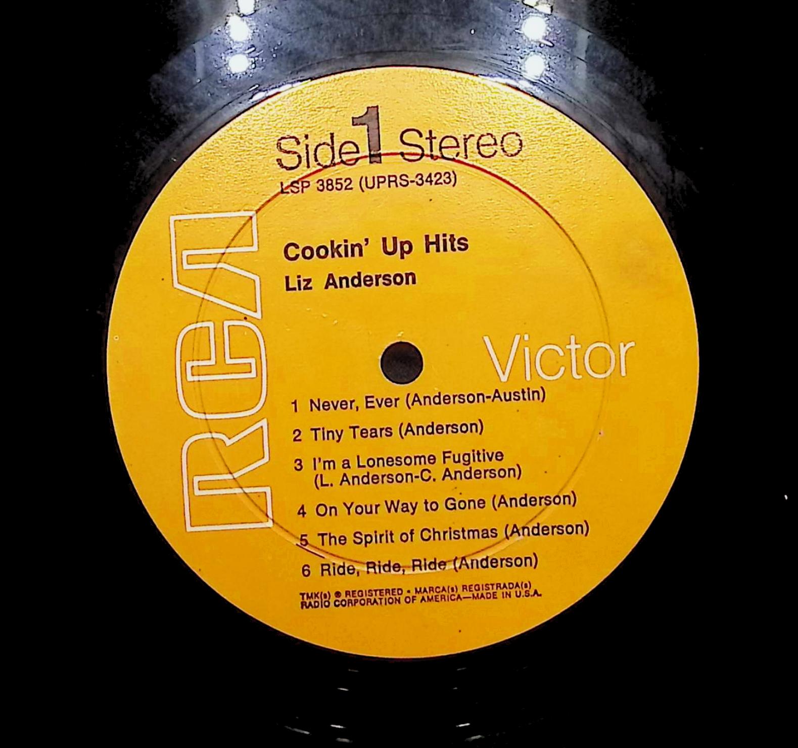 Liz Anderson Cookin' Up Hits 1967 LP Folk, World, & Country Side 1 & Side 2  — image 2