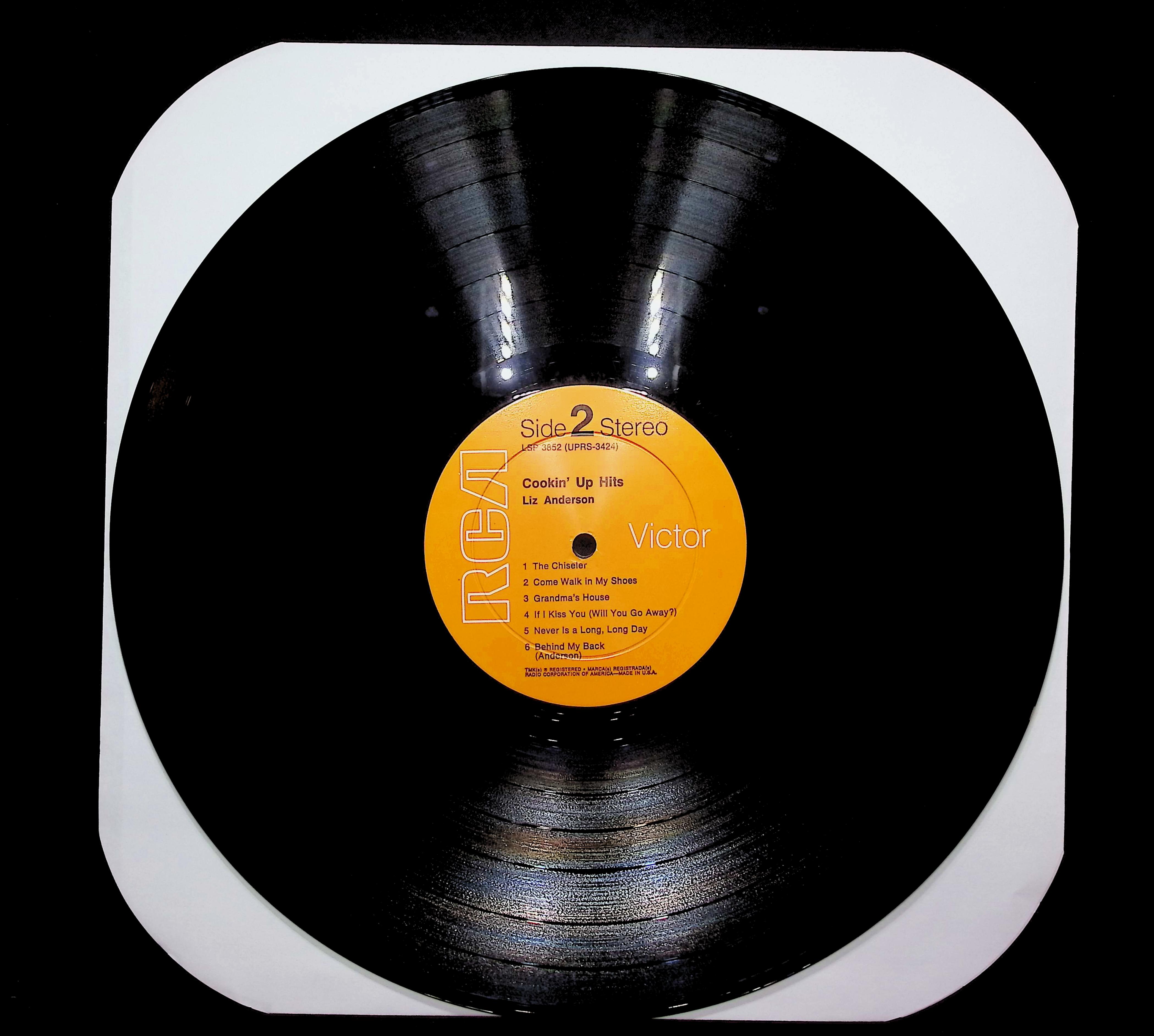 Liz Anderson Cookin' Up Hits 1967 LP Folk, World, & Country Side 1 & Side 2  — image 3