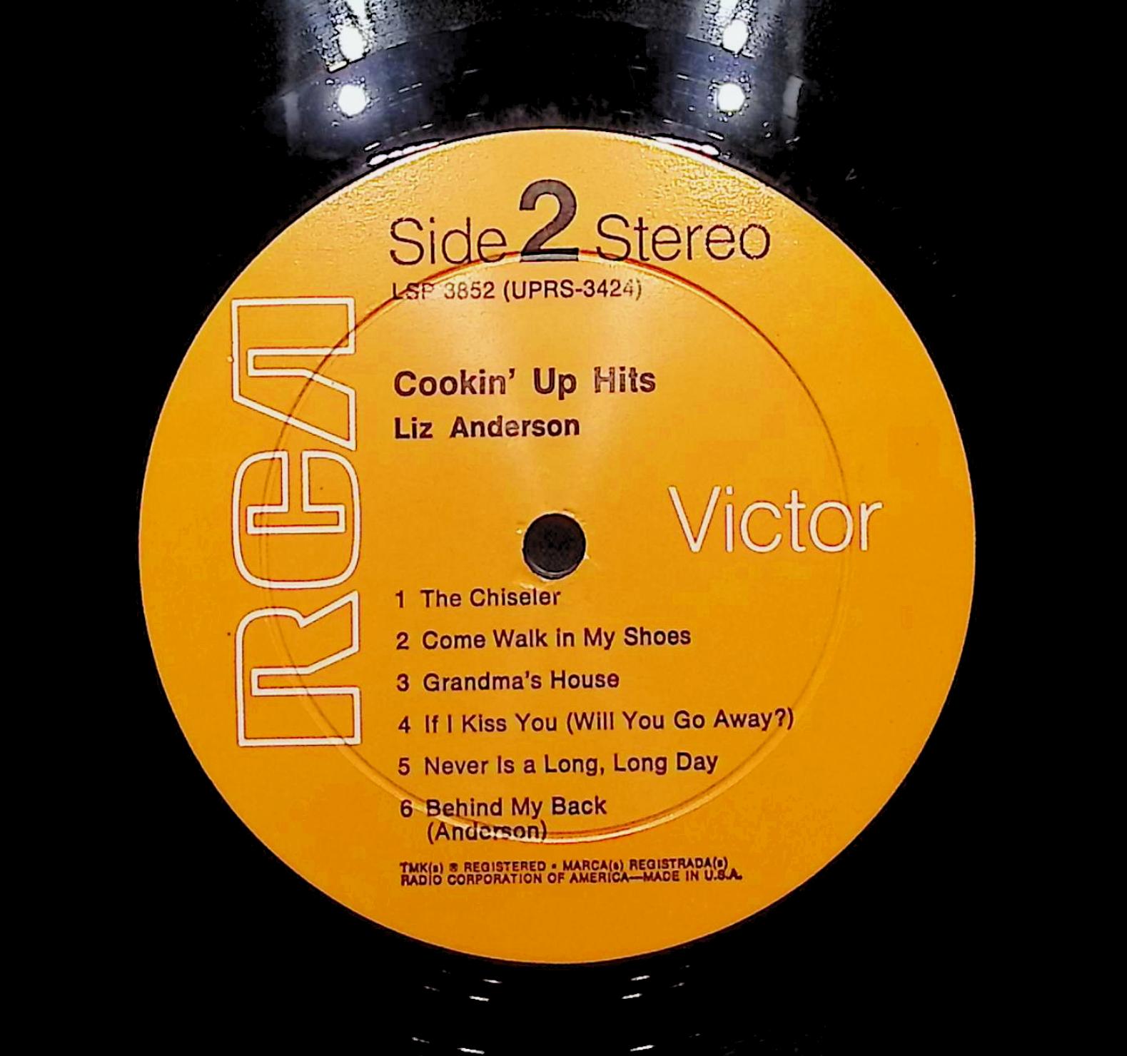 Liz Anderson Cookin' Up Hits 1967 LP Folk, World, & Country Side 1 & Side 2  — image 4