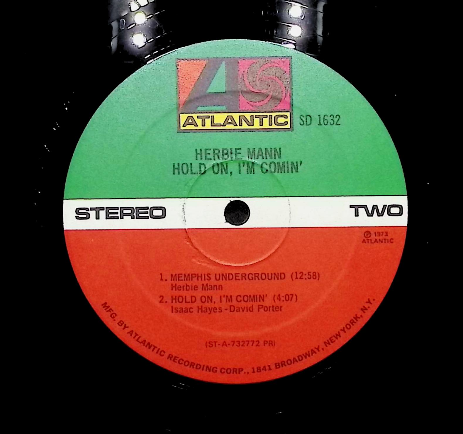 Herbie Mann Hold On, I'm Comin' 1973 LP Jazz Side One & Two  — image 2