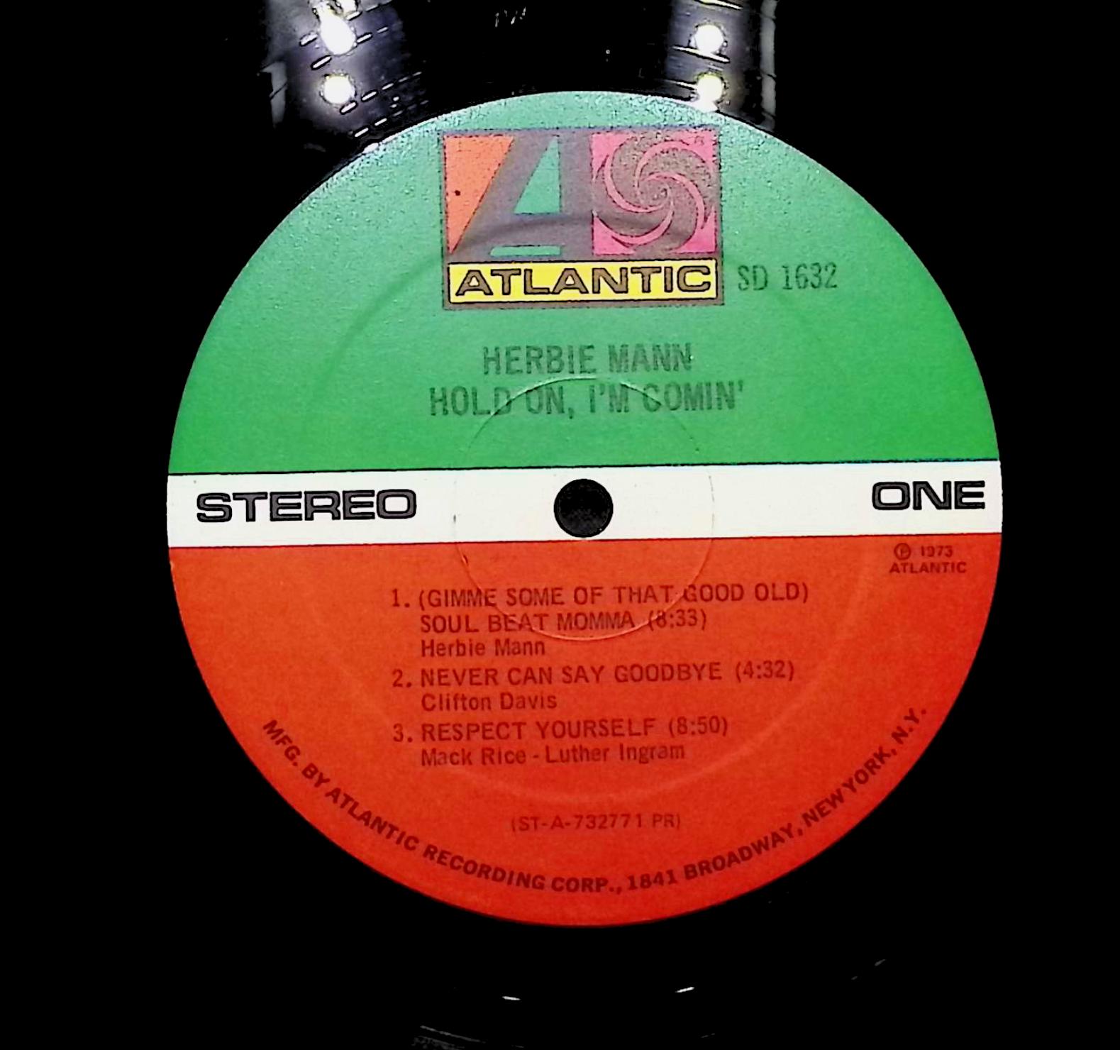 Herbie Mann Hold On, I'm Comin' 1973 LP Jazz Side One & Two  — image 4