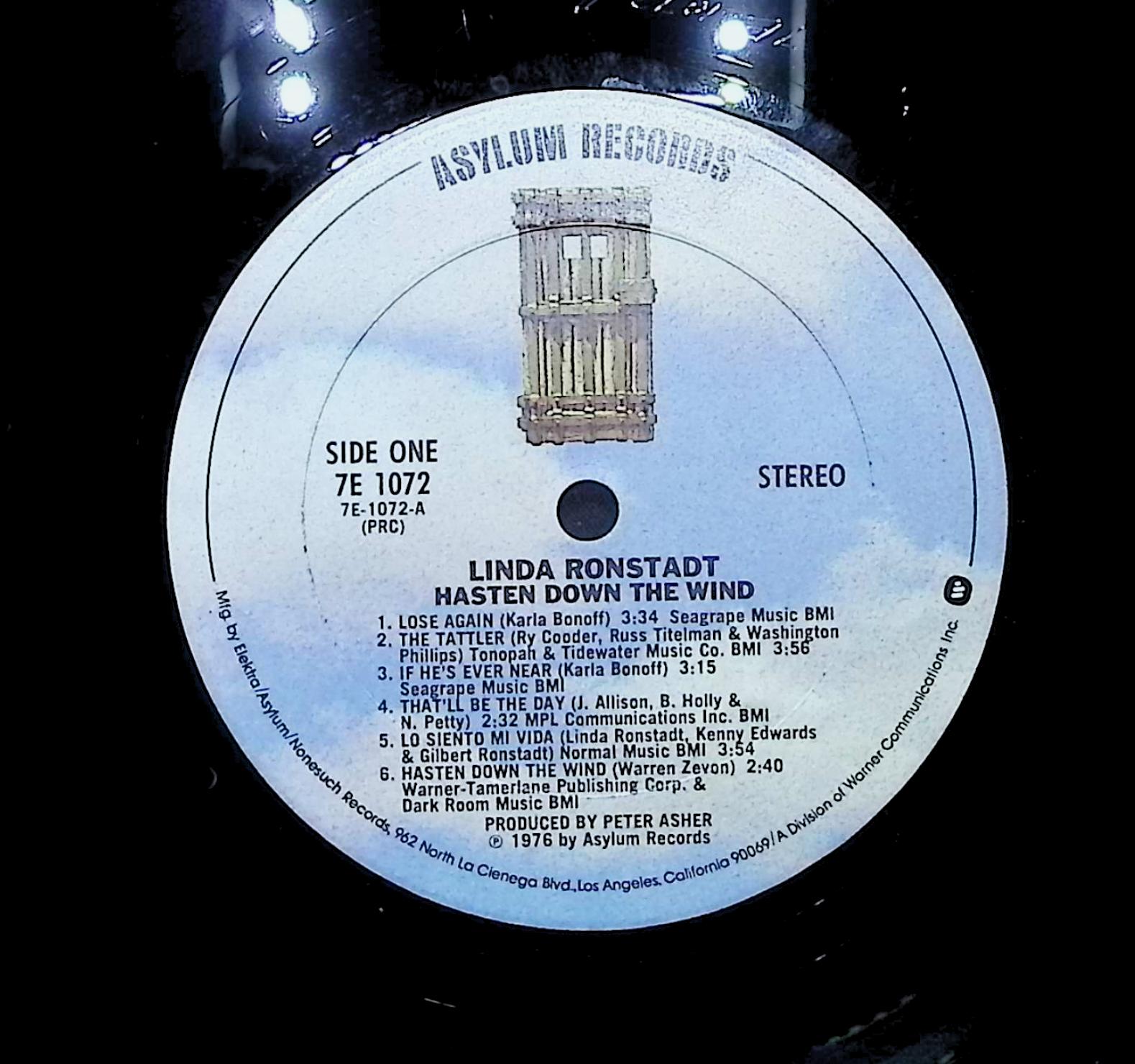 Linda Ronstadt Hasten Down The Wind 1976 LP Rock Side One & Two  — image 2