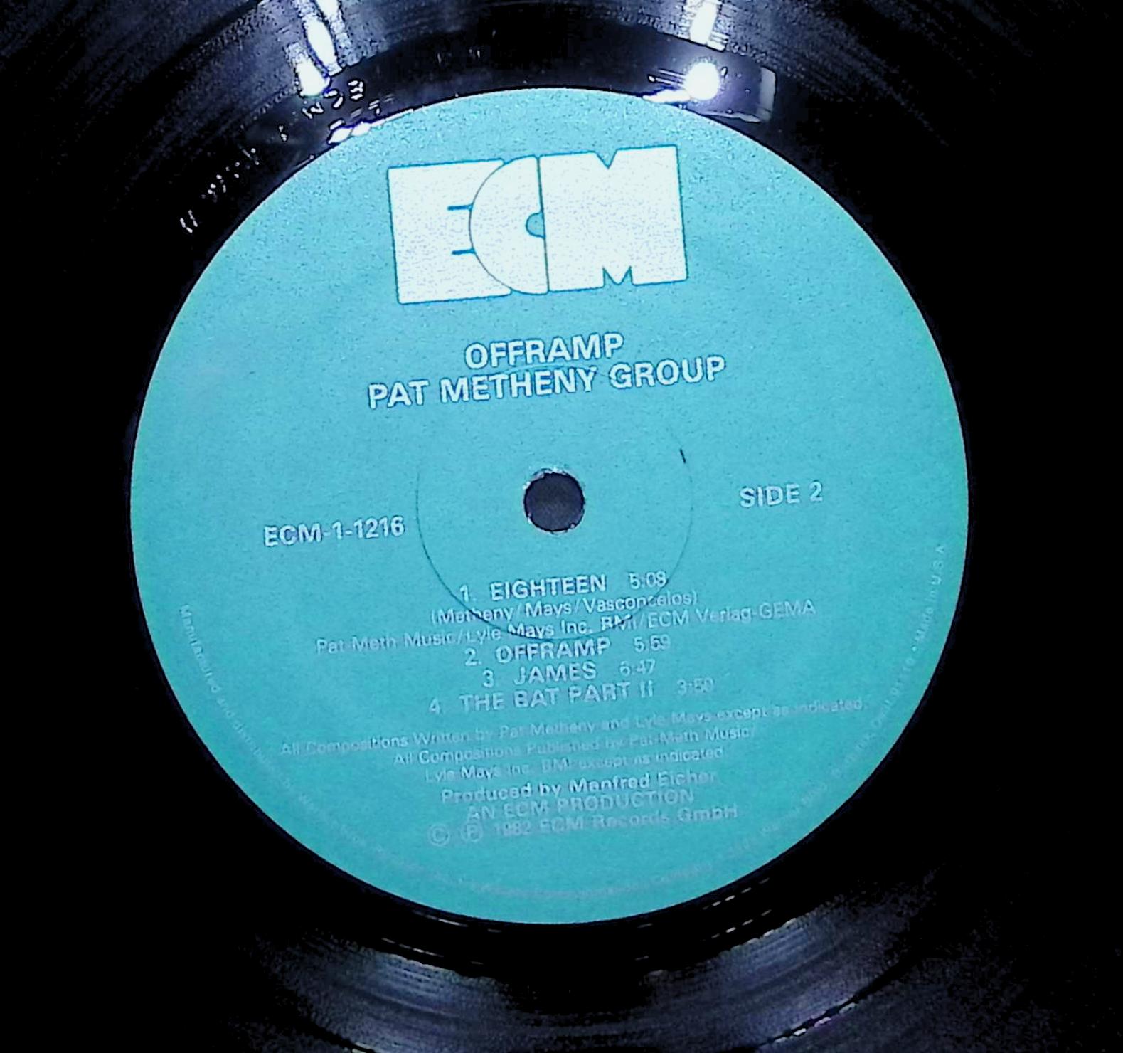 Pat Metheny Group Offramp 1982 LP Jazz Side 1 & 2 — image 4