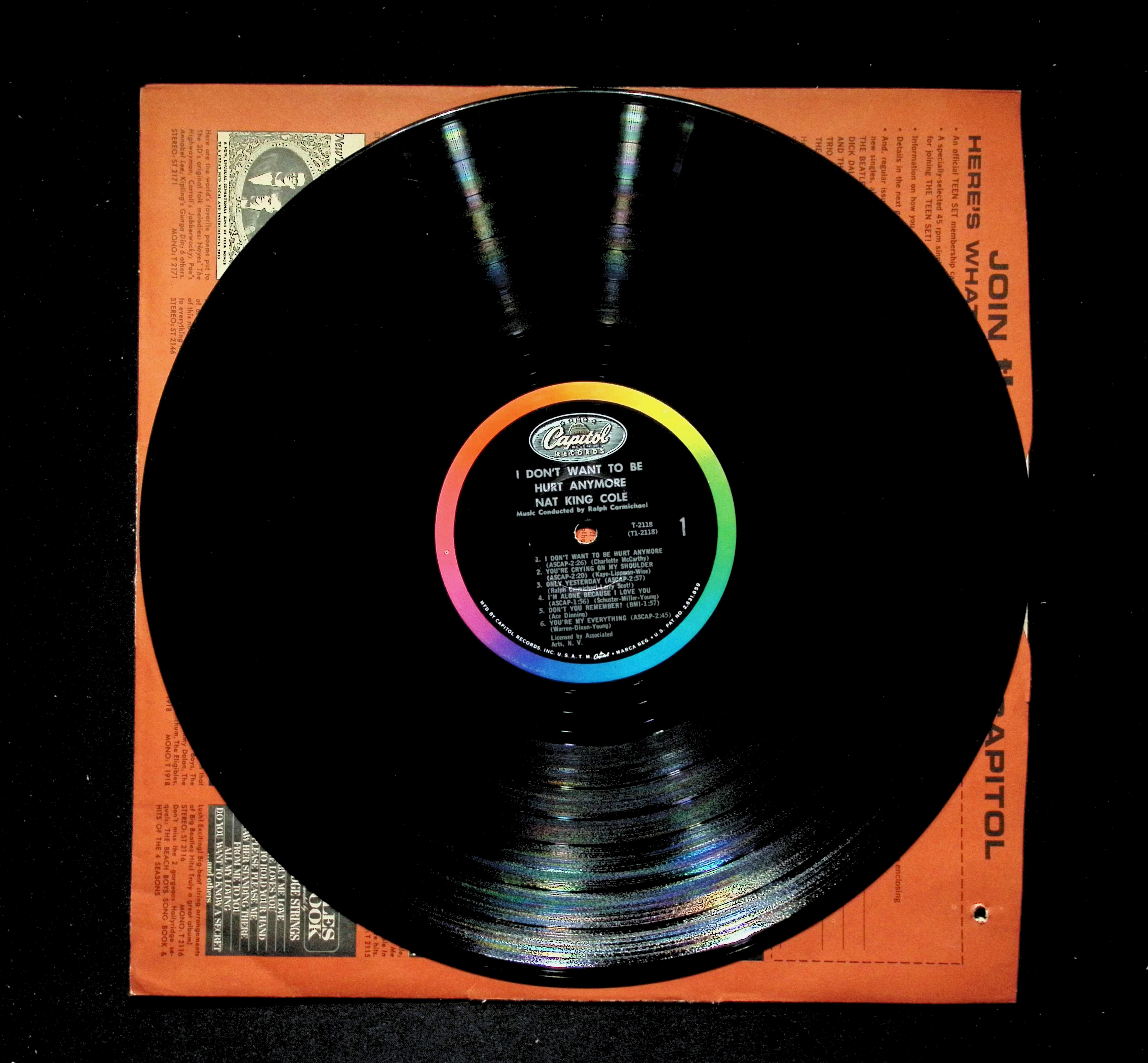 Nat King Cole I Don't Want To Be Hurt LP 1964 Capitol Jazz — image 4