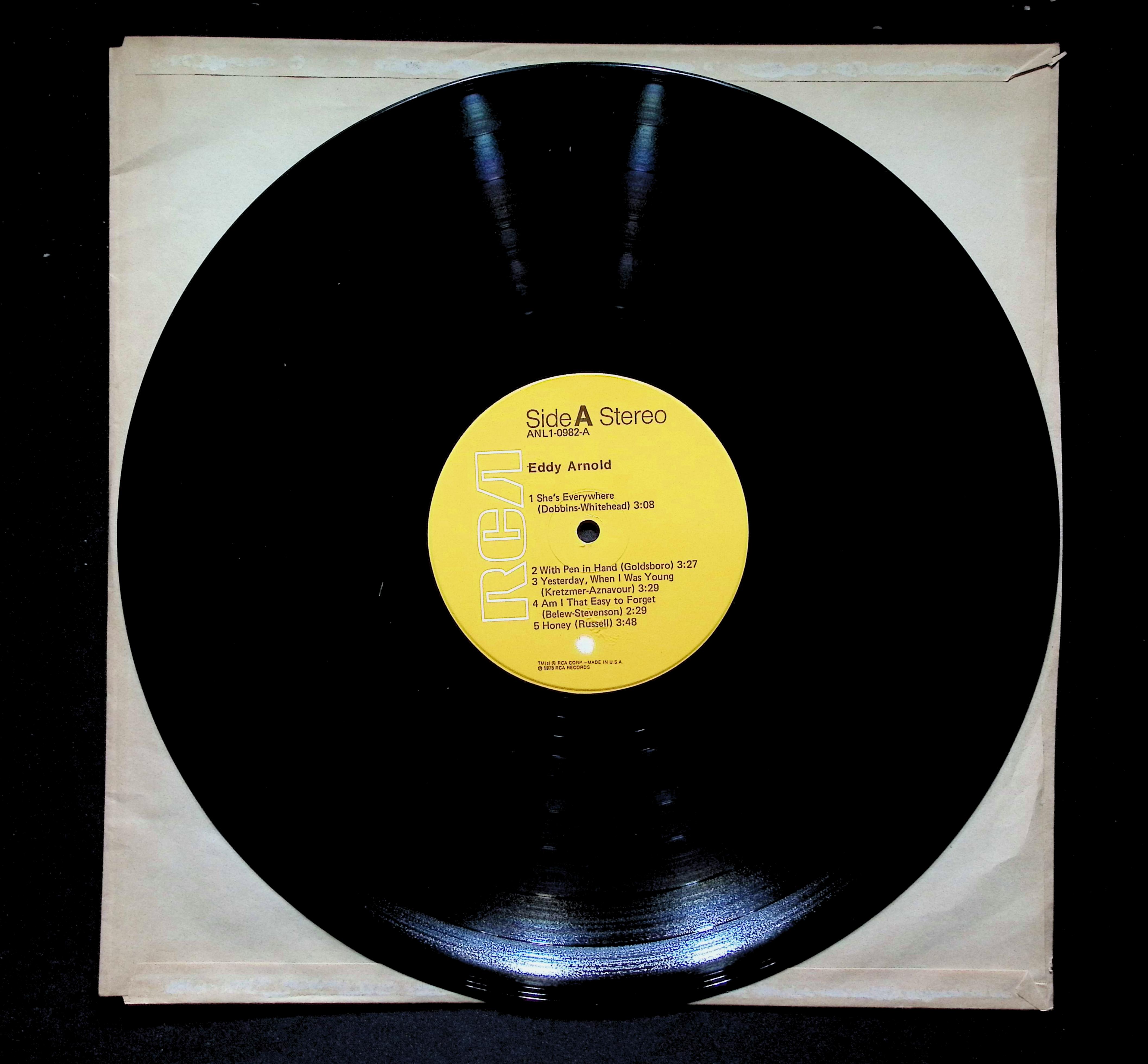 Eddy Arnold Country Gold LP 1975 RCA Compilation — image 5