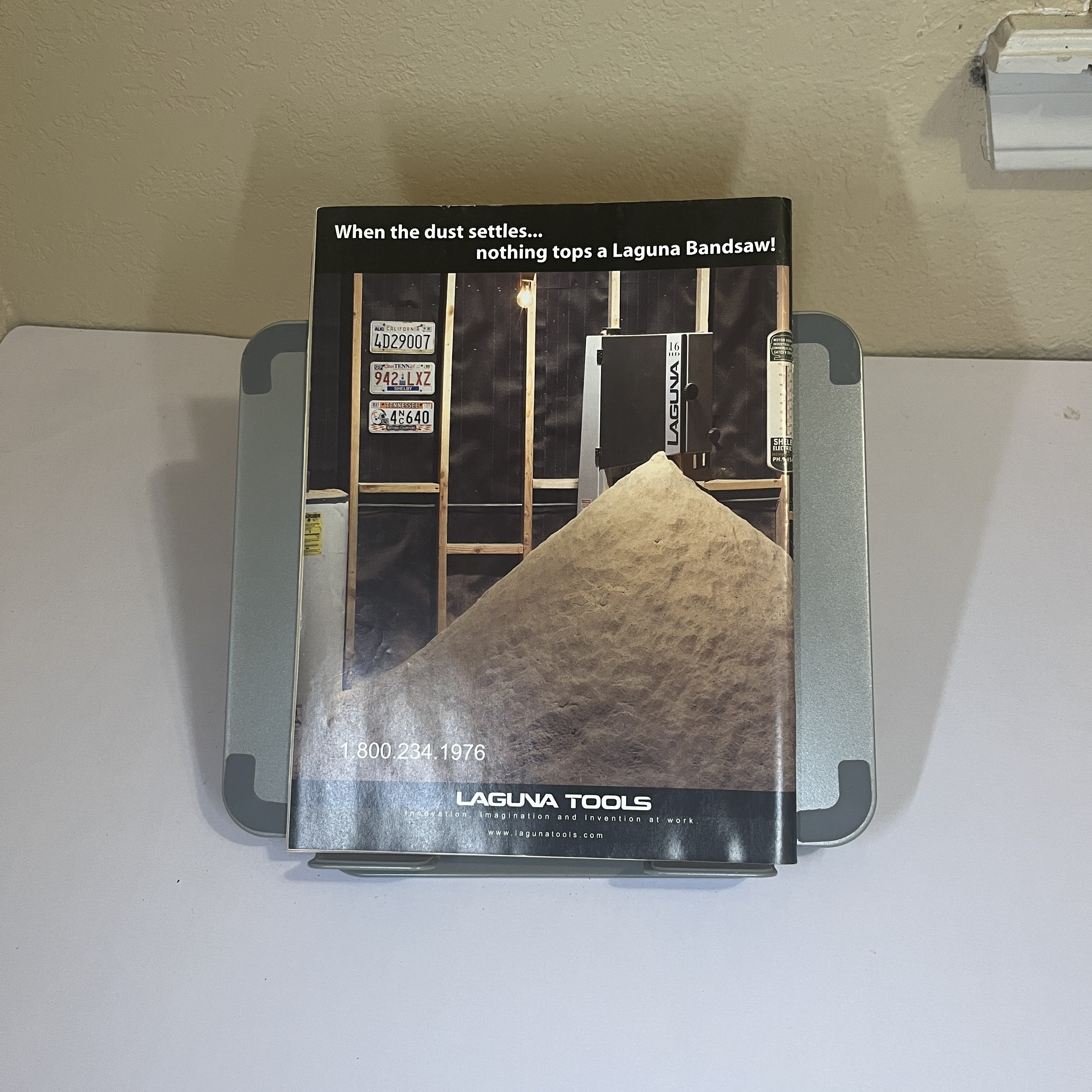 American Woodworker Magazine Dream Bench Issue Jan 2004 — image 5