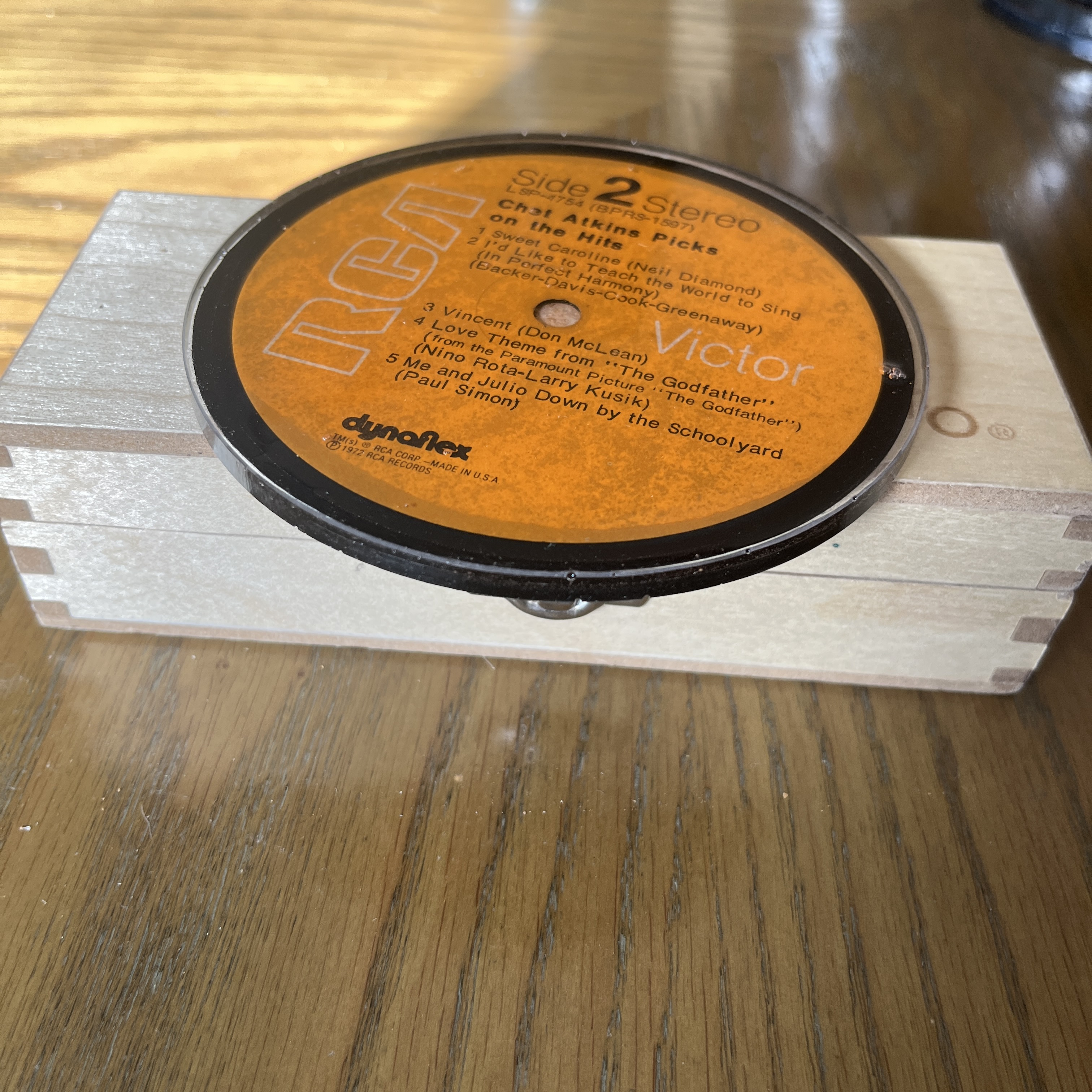 Handmade Vintage Vinyl Record Label Resin Coaster - Chet Atkins — image 2