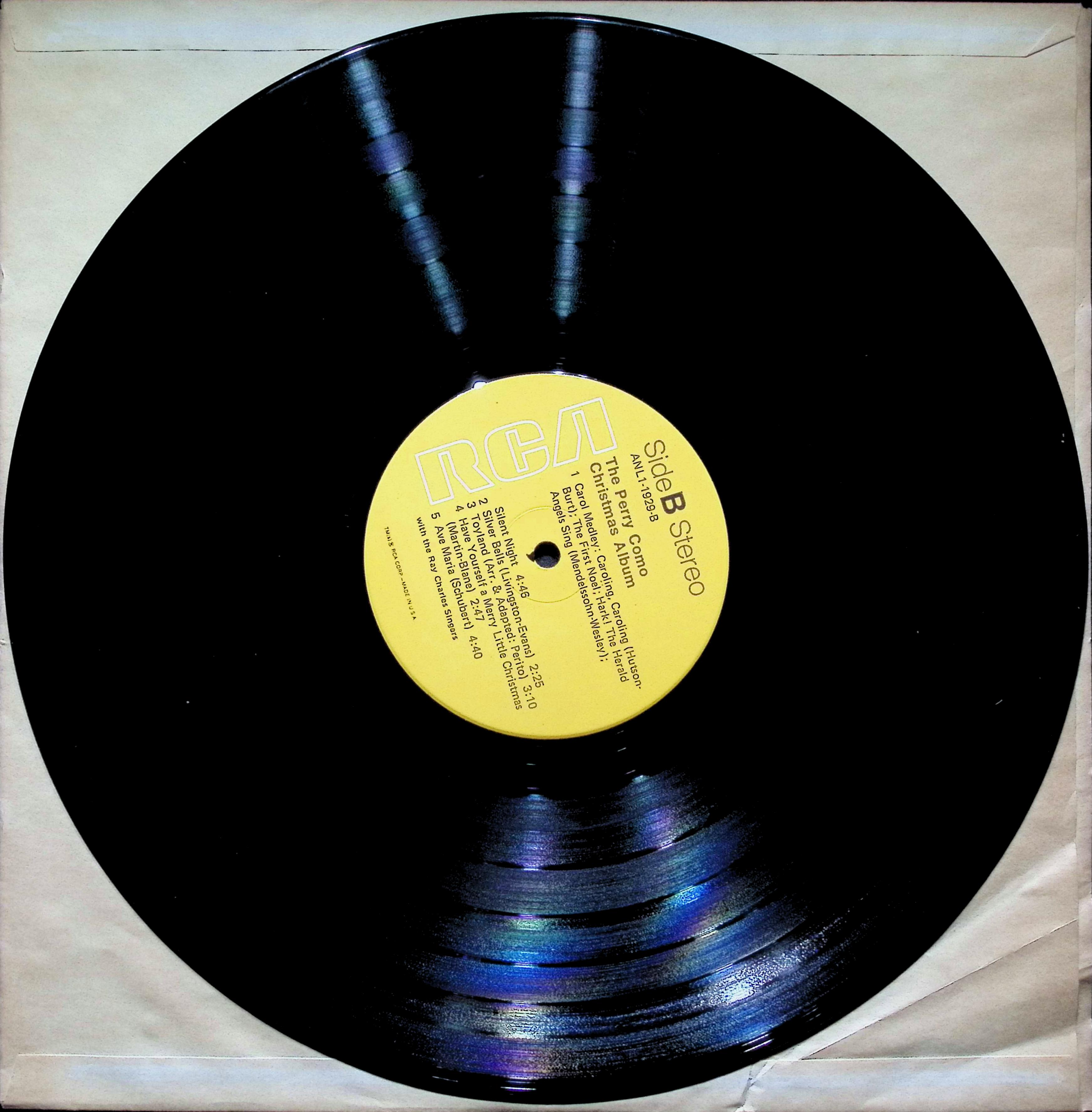 Perry Como The Perry Como Christmas Album LP 1976 — image 3