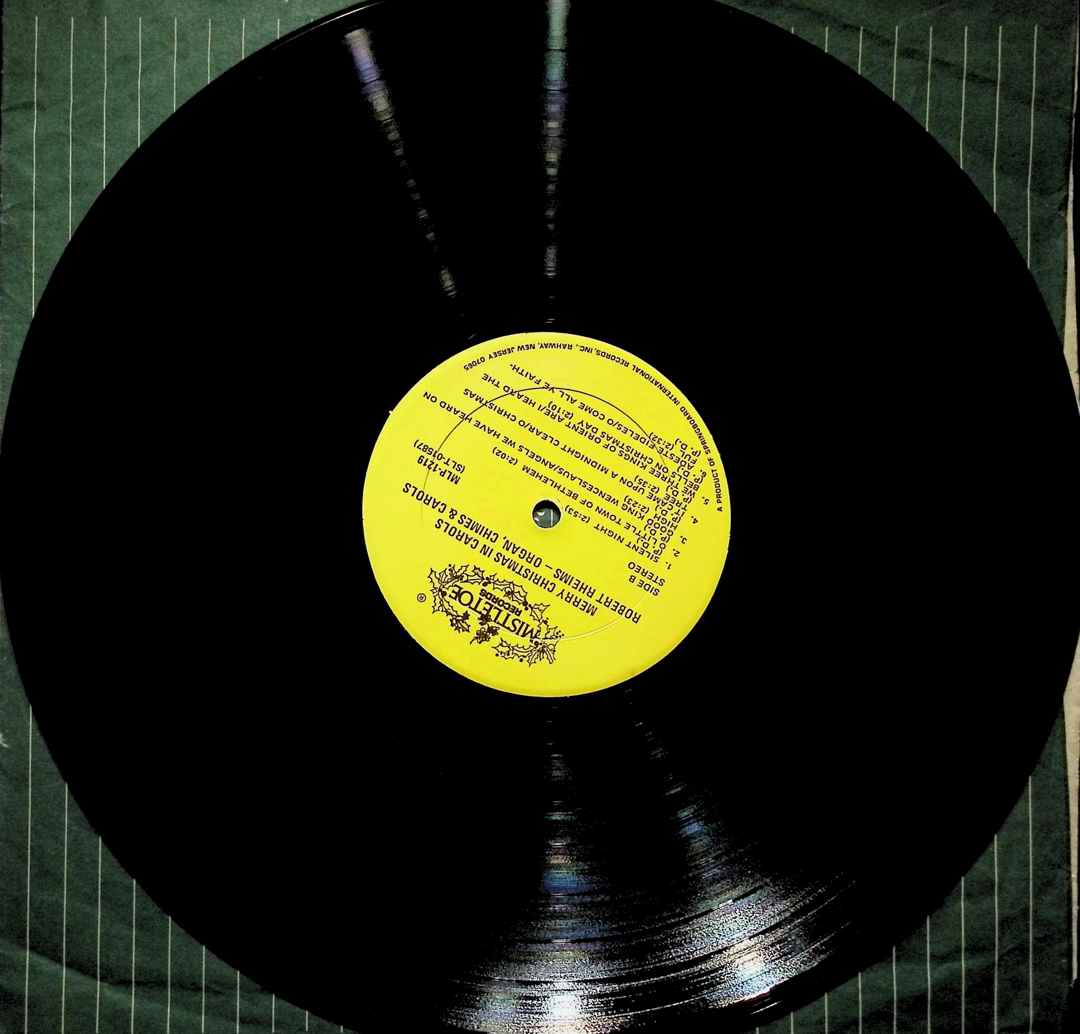 Robert Rheims Merry Christmas In Carols LP — image 3