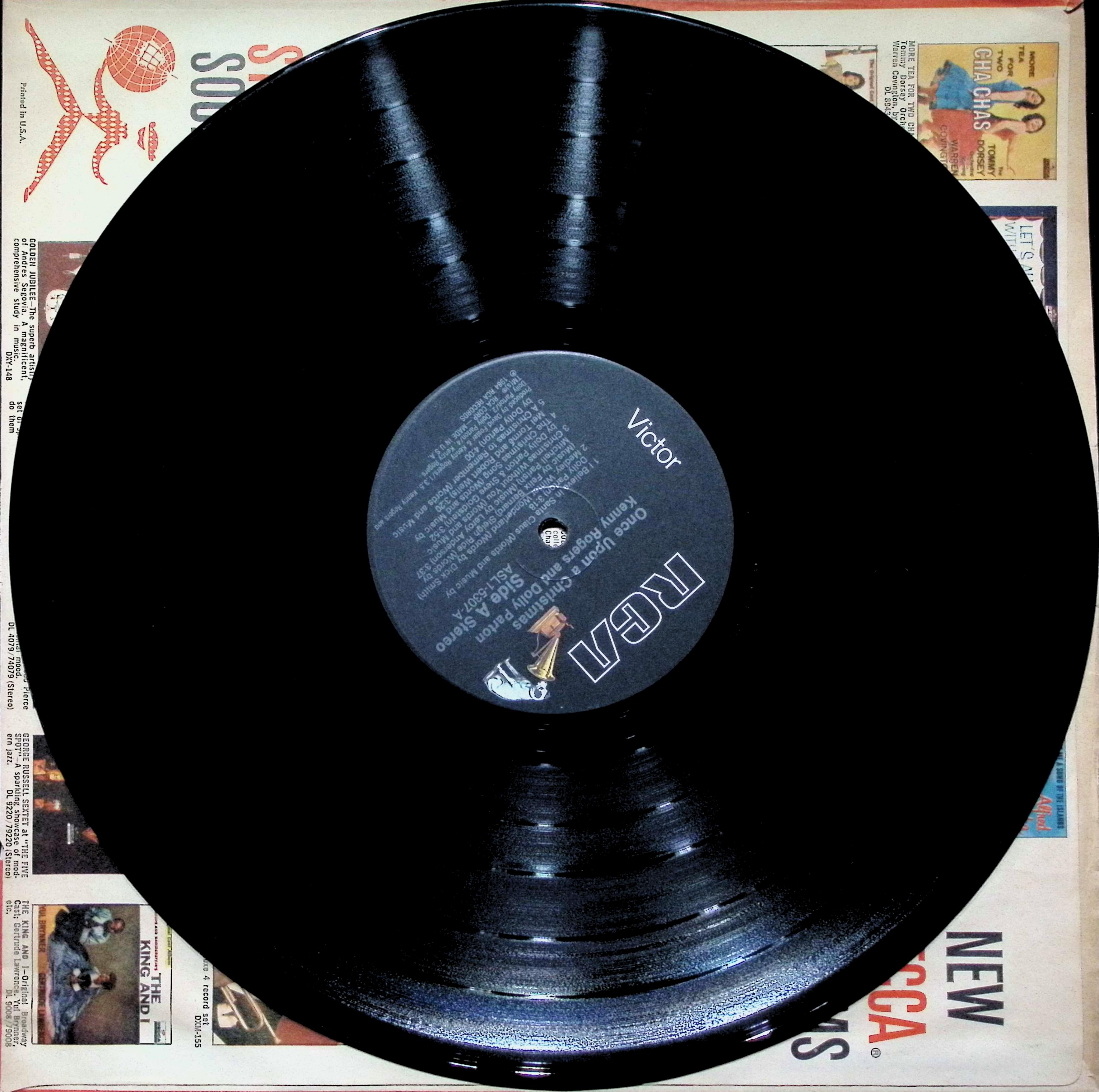 Kenny Rogers & Dolly Parton - Once Upon A Christmas LP — image 3