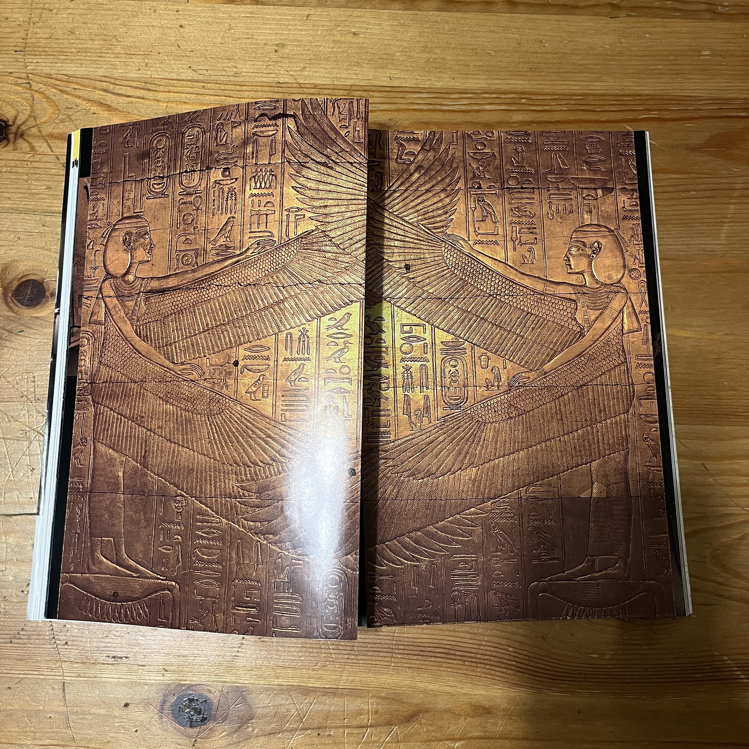 Magazine - June 2005 - The New Face of King Tut — image 3