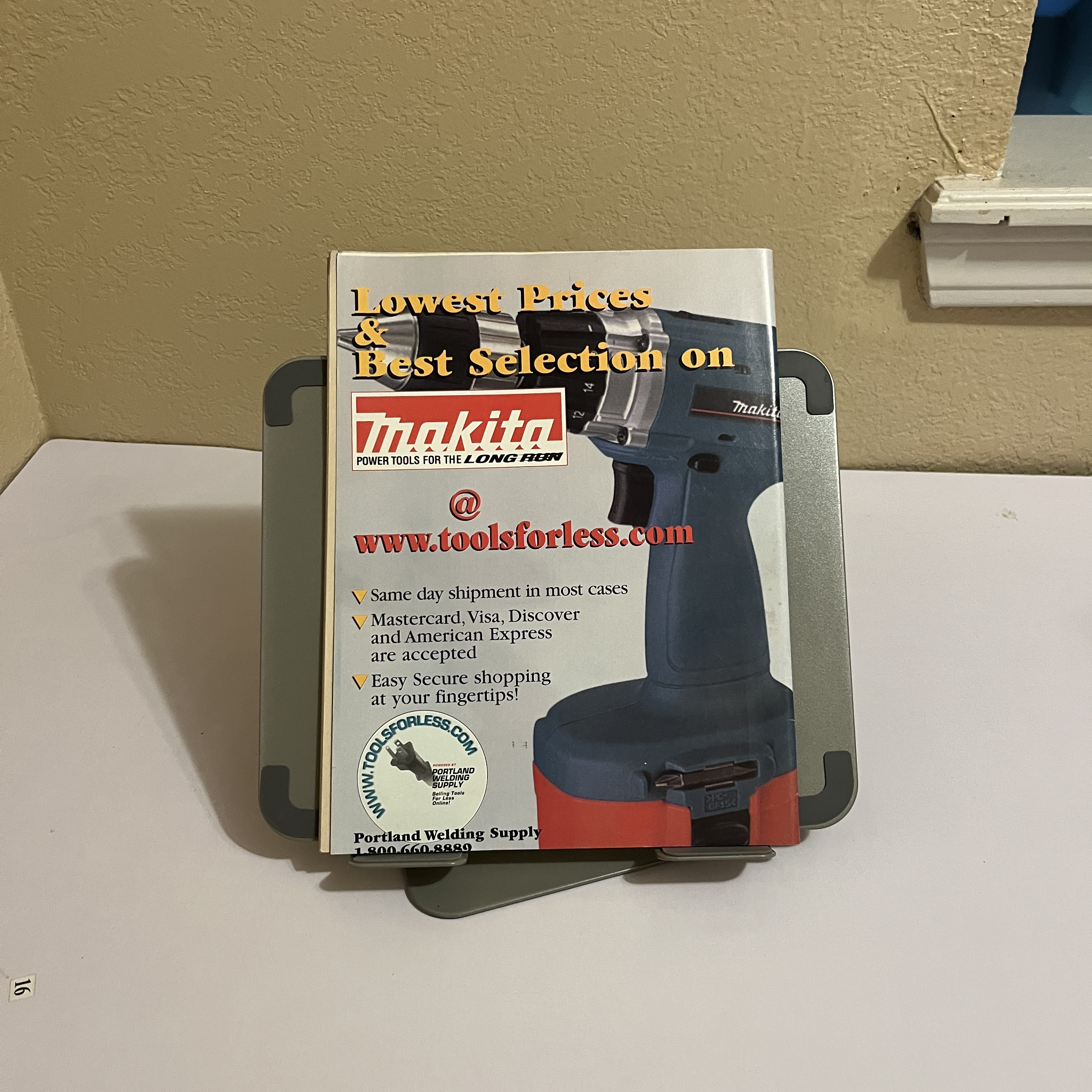 Weekend Woodcrafts Mag, Feb 2001 - Quilt Rack Project — image 5