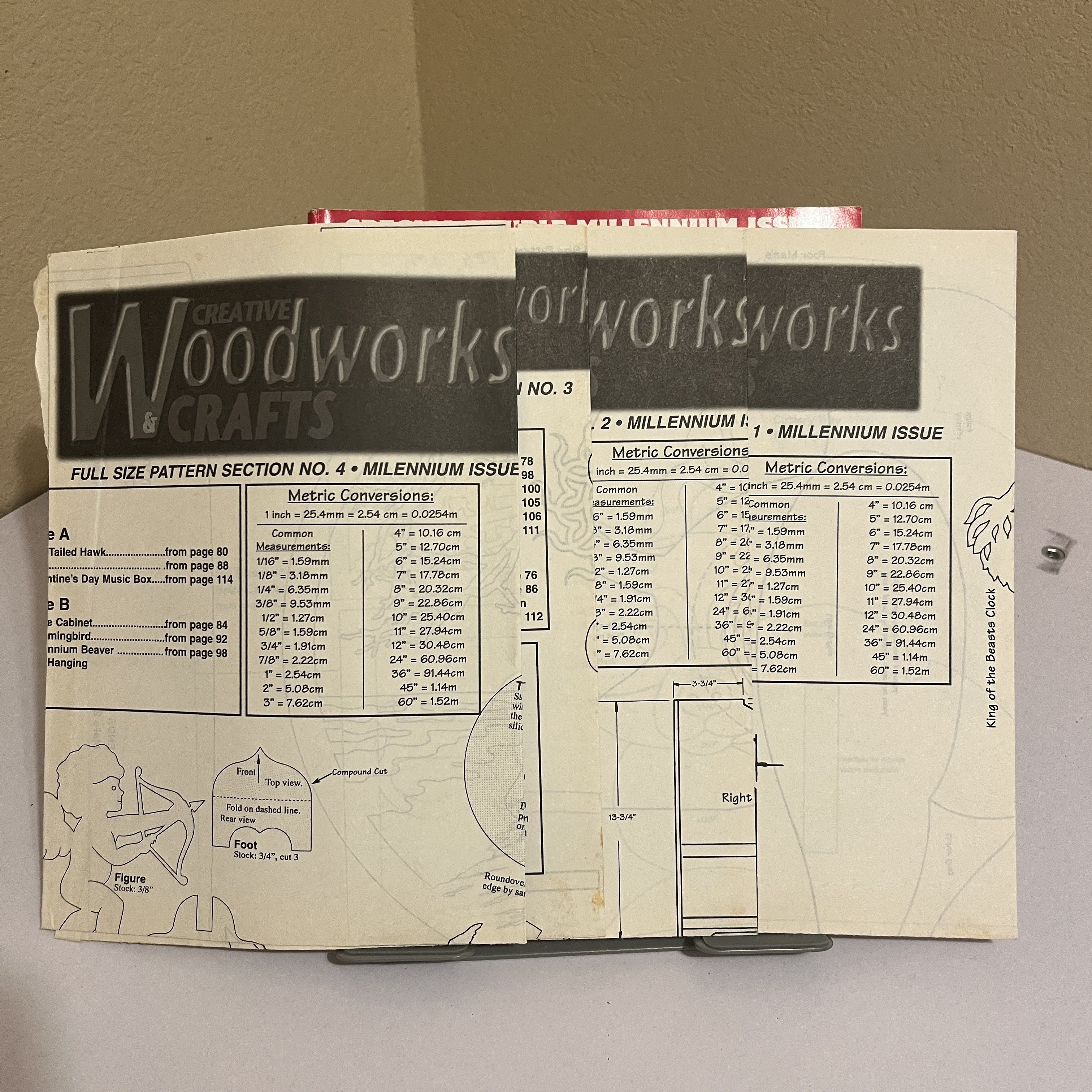 Creative Woodworks Mag Wooden Hawk Cover March 2000 — image 2
