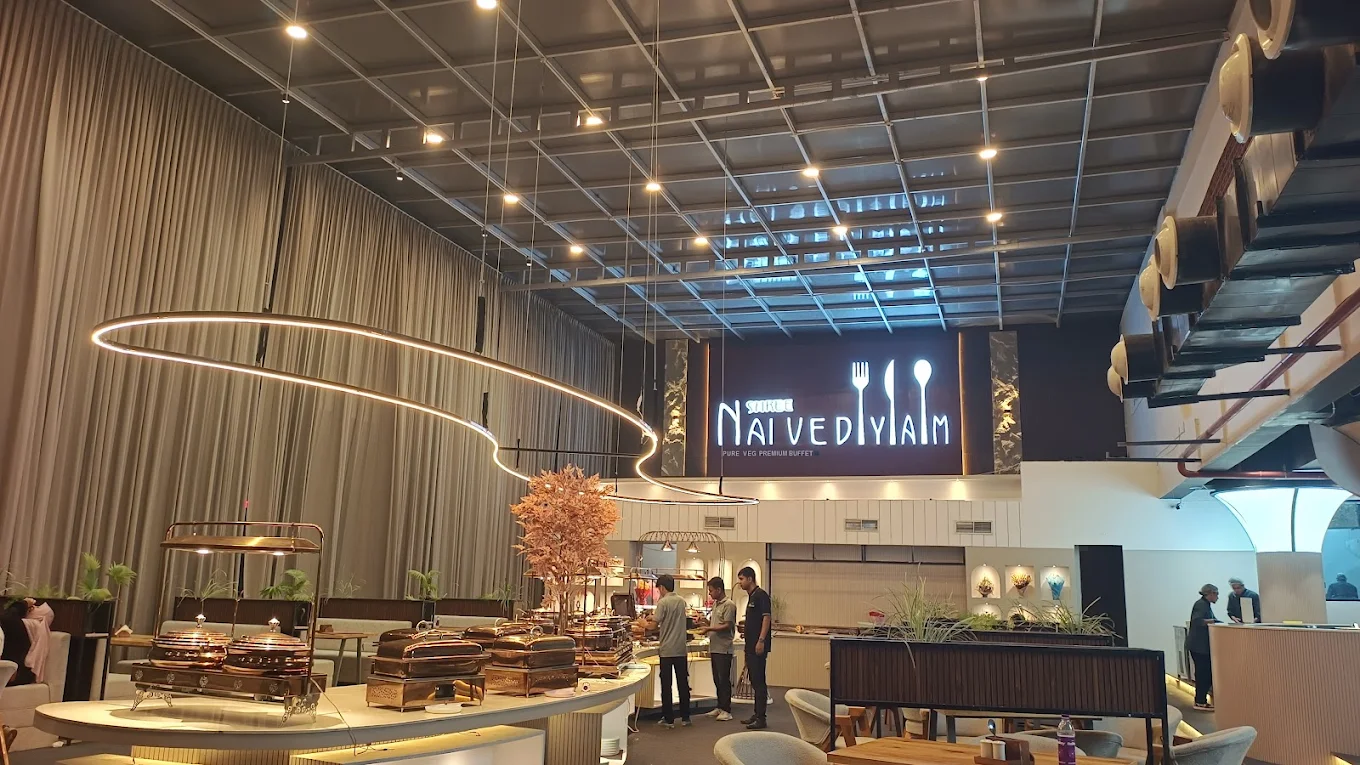 Best Unlimited Buffet Restaurant in Latur