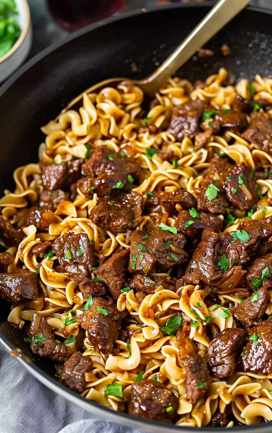 BEEF AND NOODLES