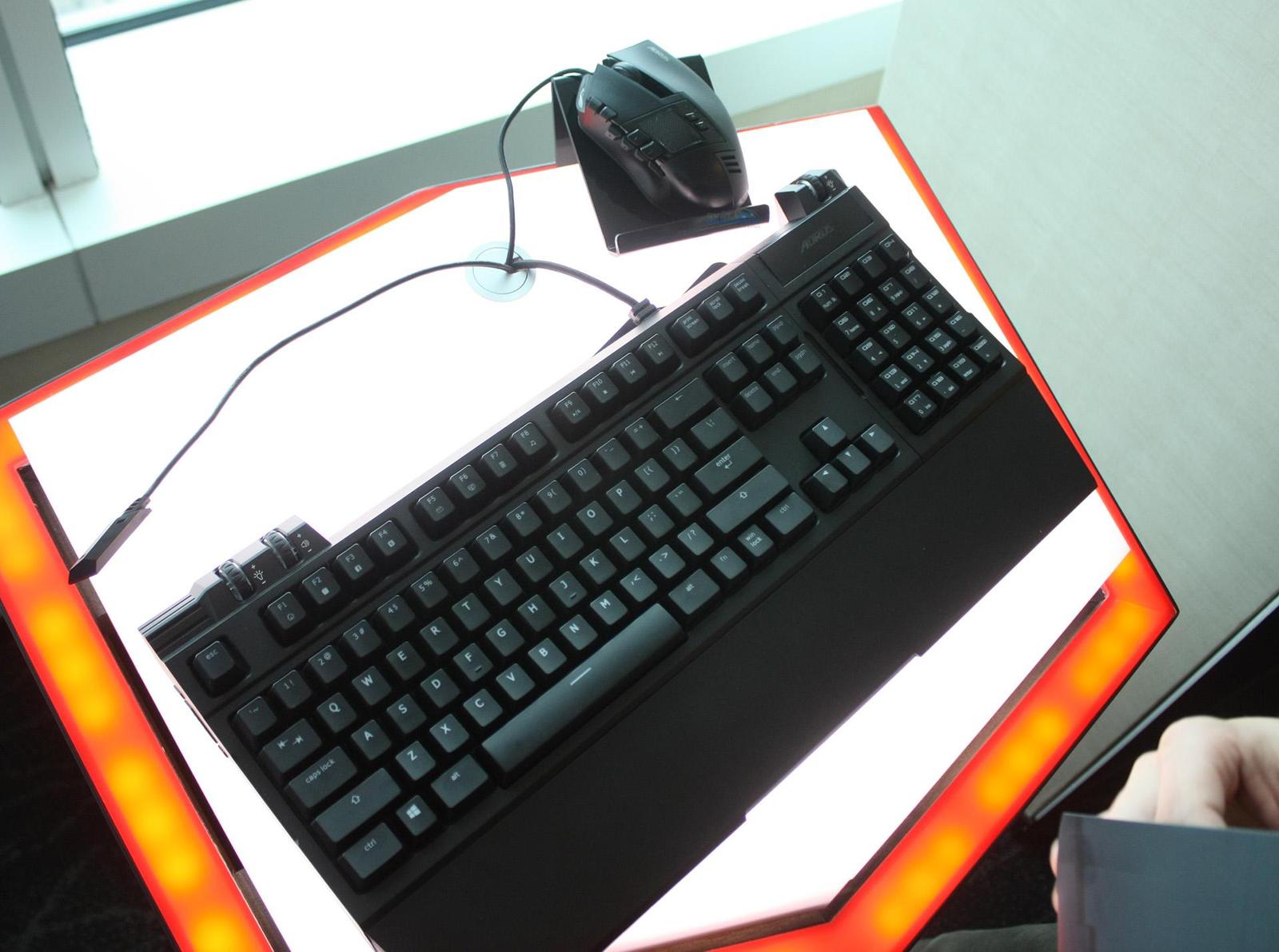 Gigabyte obrazem: SLI notebook i BRIX s GeForce