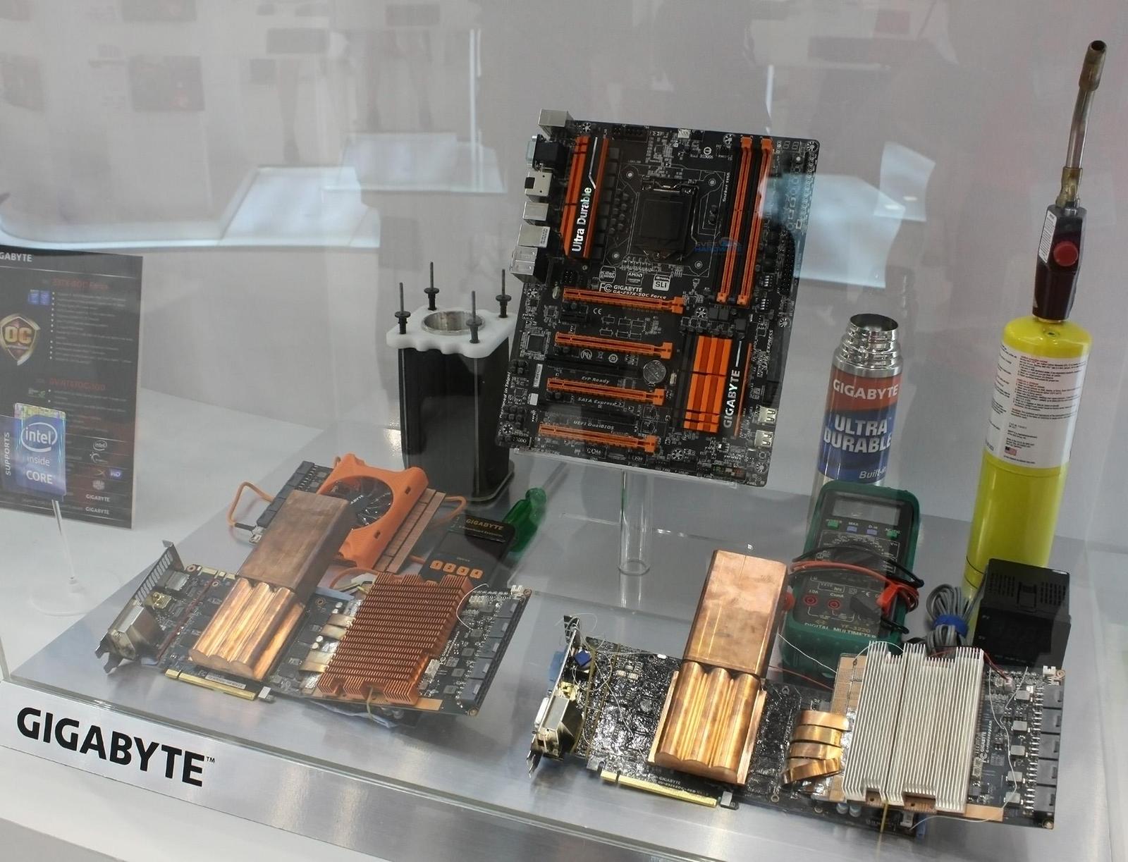 Gigabyte obrazem: SLI notebook i BRIX s GeForce