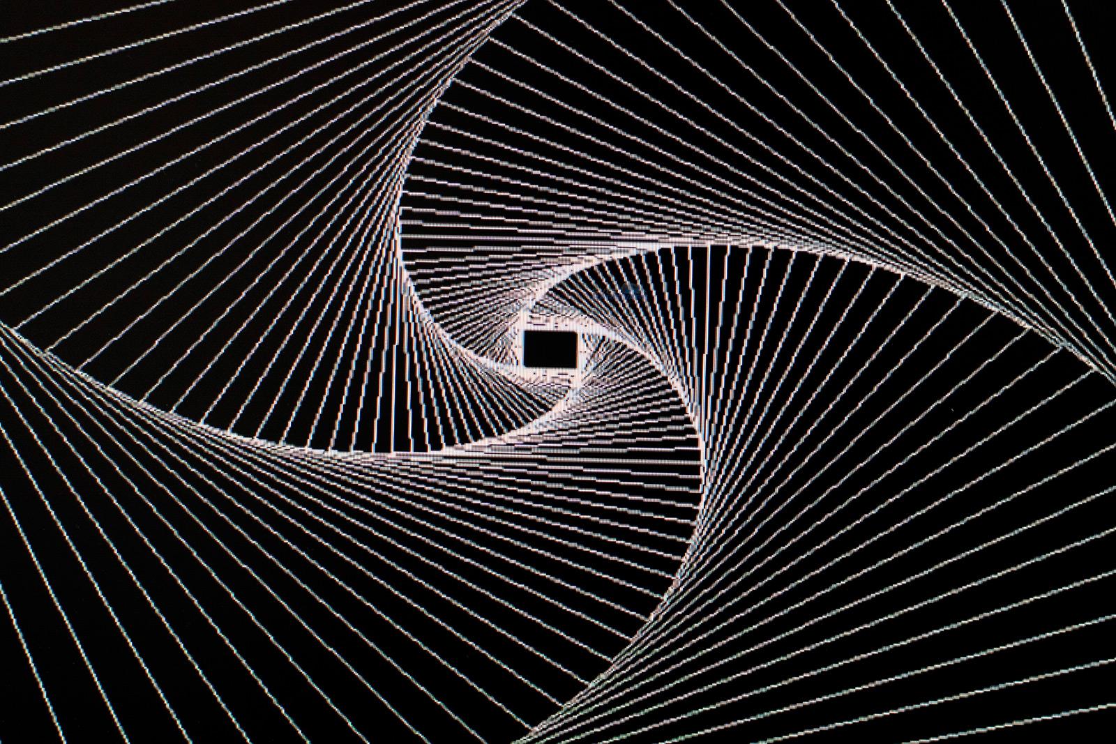 AOC d2757Ph: Designovka s 3D