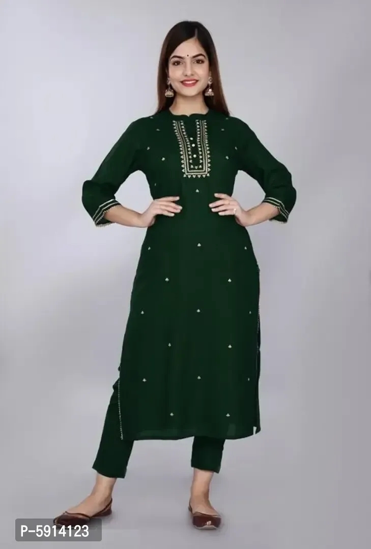 Women Embroidered Rayon Straight Kurta - S