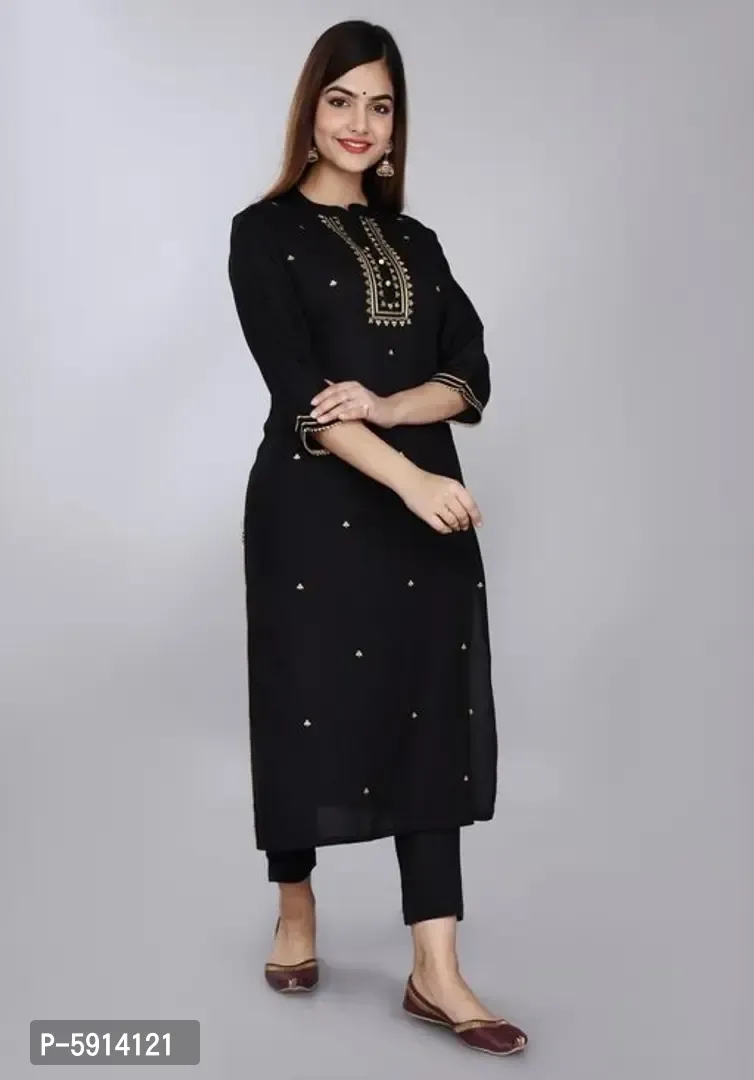 Women Embroidered Rayon Straight Kurta - S