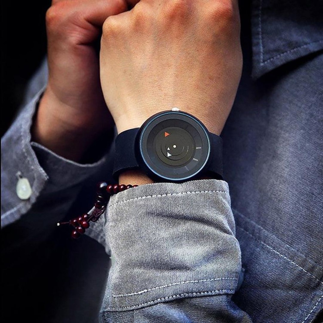 Montre acier sur bracelet acier, cadran noir et lunette acier -  Foxterwatches