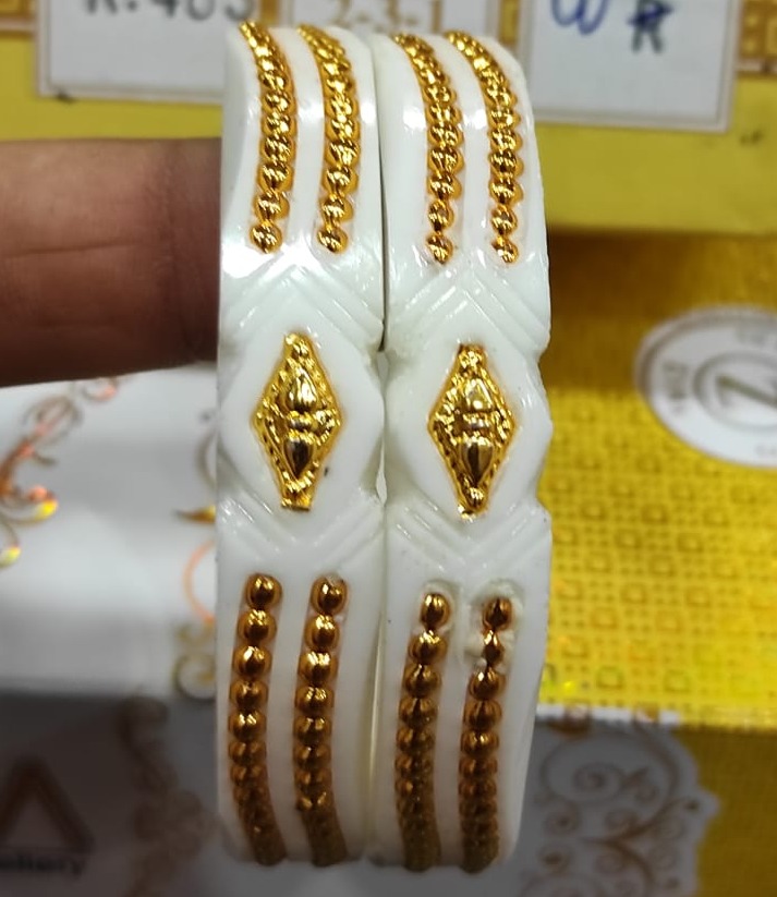 Gold Shakha bangle
