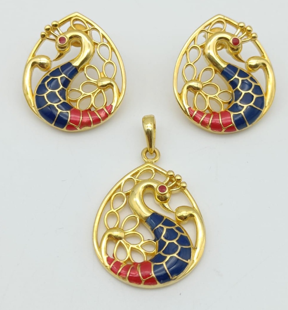 Ranishaa Sliver Pendent Set SP-5 - Golden+Red+Navy Blue, 1 Set