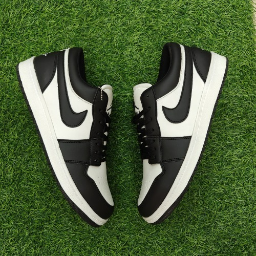 Jordan low panda