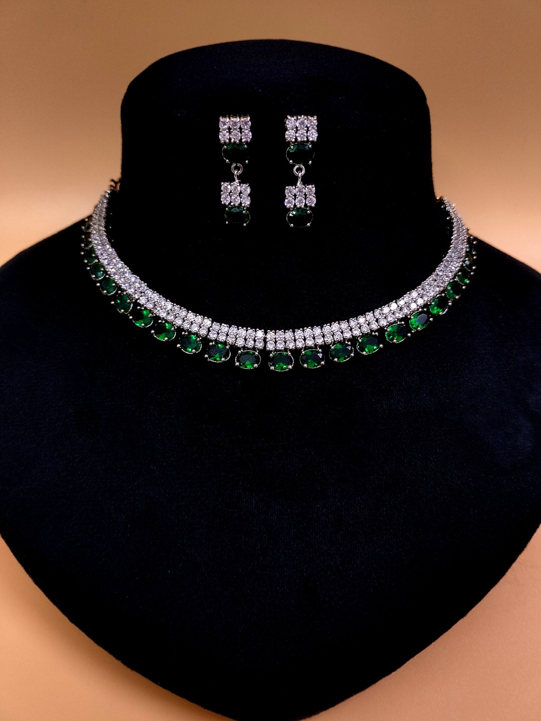 SIRINA Diya Preety Necklace Sets  - Green Onex