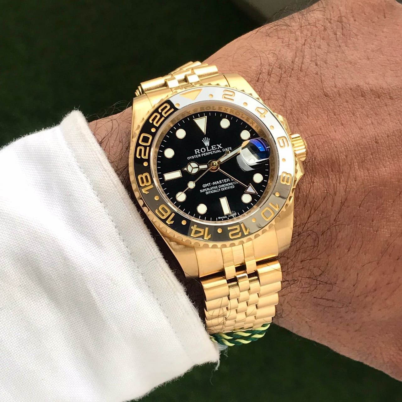 Rolex GMT Master 2 Back again with a latest Upgrade, 2023 ever rose edition comes with New 3 Link Stainless Steel bracelet.* ✅