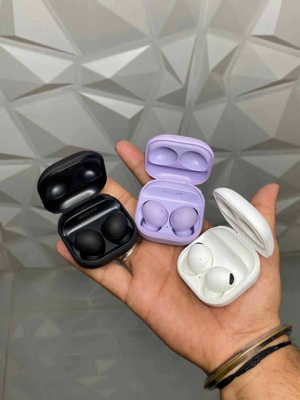 Samsung GALAXY BUDS 2 PRO 2023😍😍**SOUND BY AKG* - White