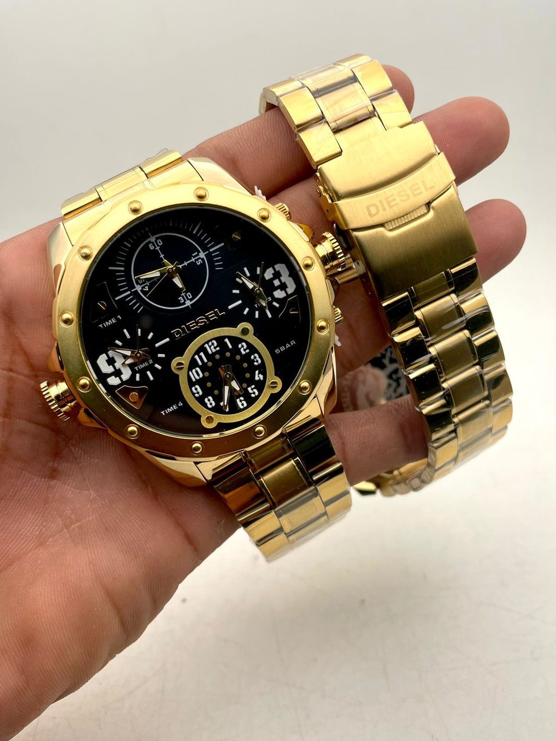 DIESEL  - Gold Colour Black Dial