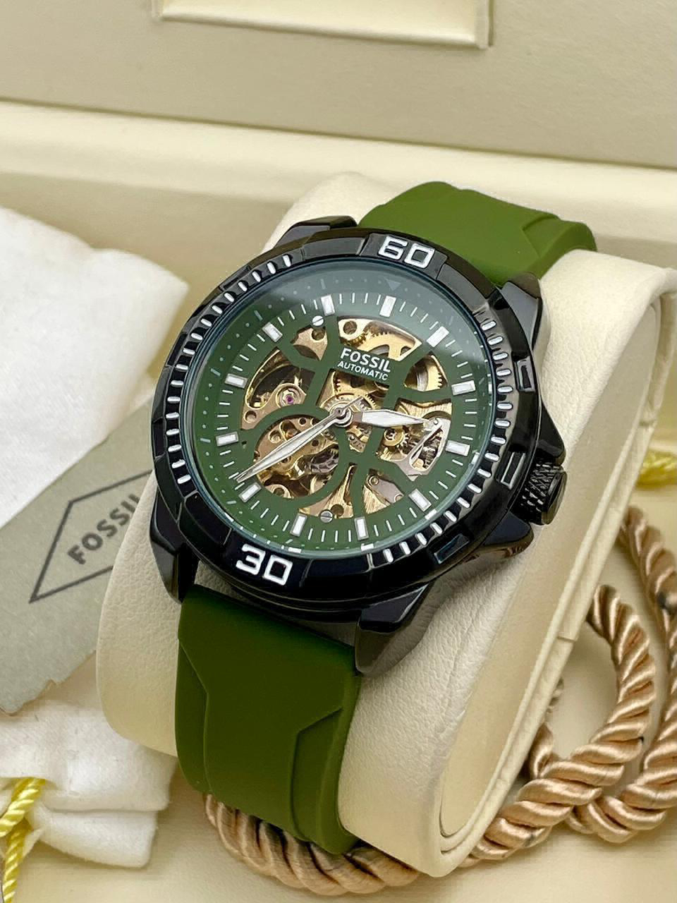 Fossil - Green