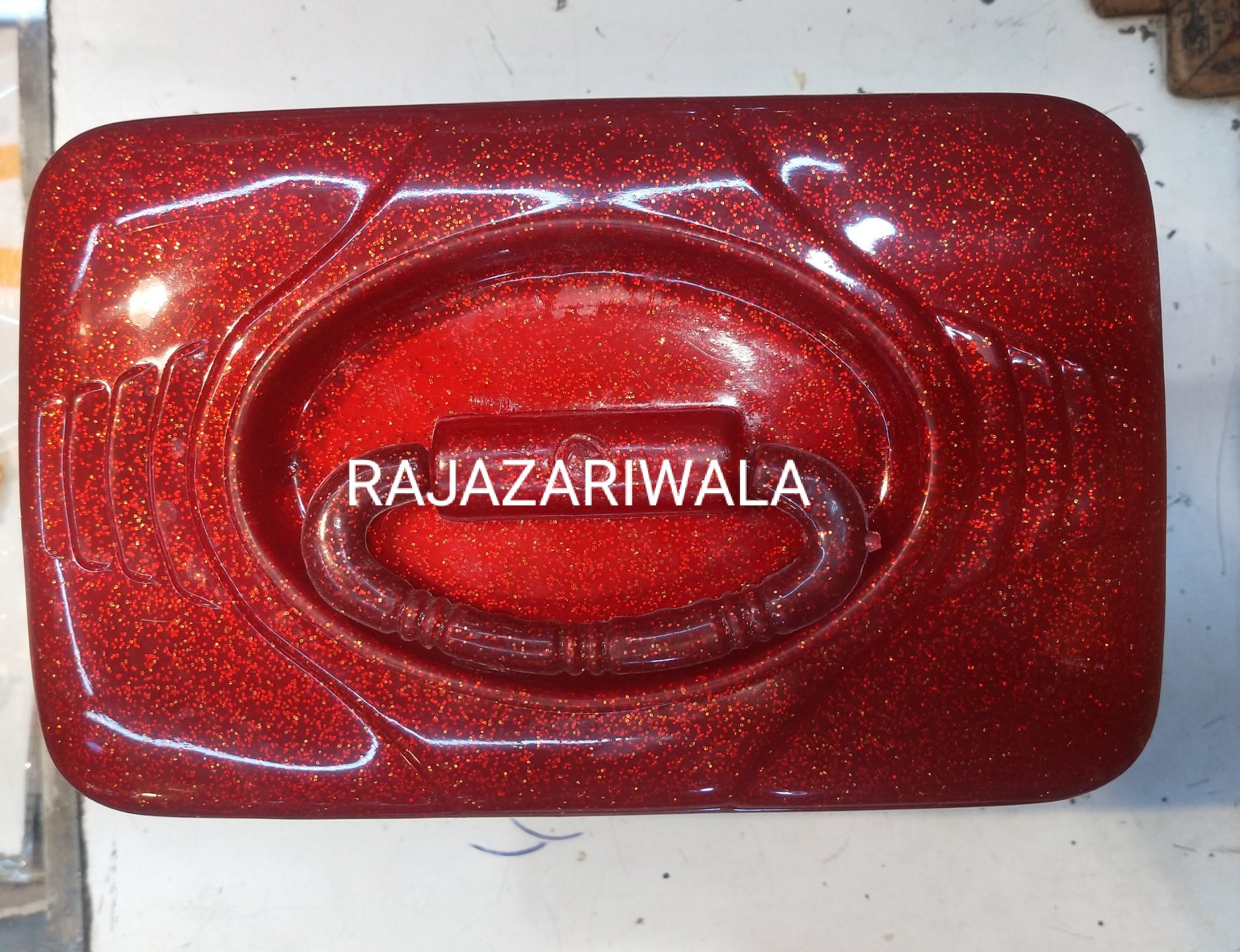 Masakkali  दुल्हन सिंगार दानी (Makeup Box ) - Red, Medium