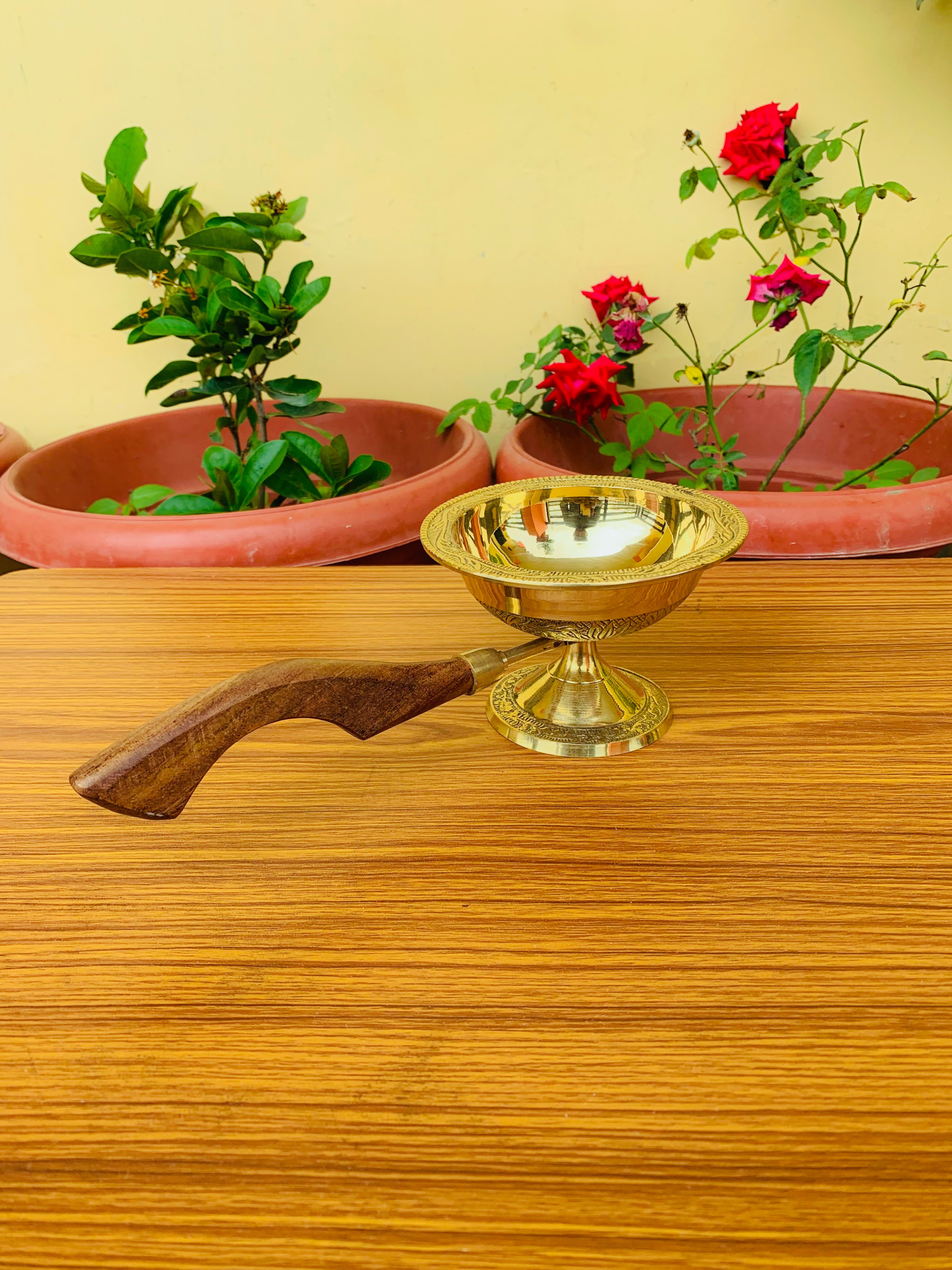 Brass hammered luxury dinner set