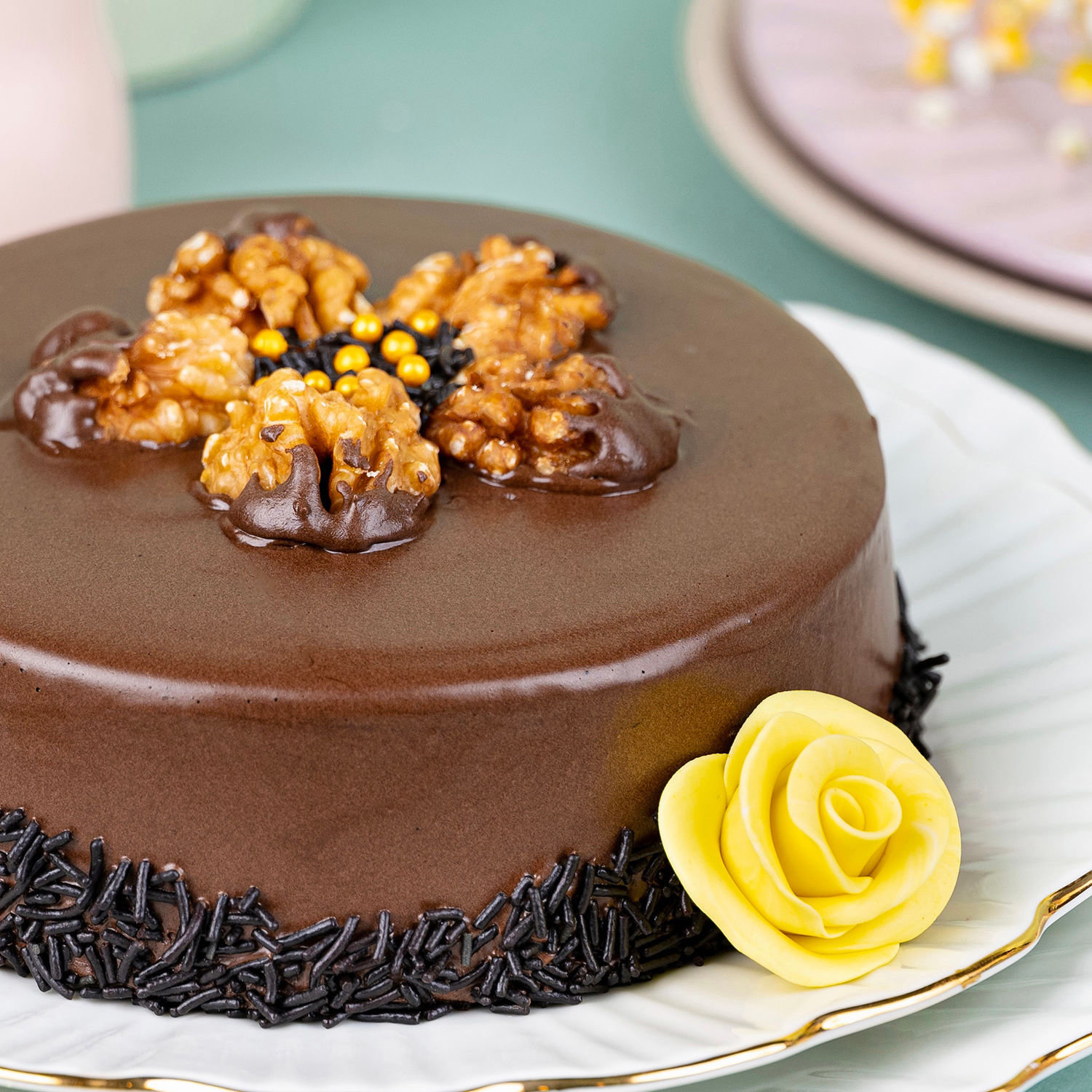 Truffle Walnut Cake - 1 KG