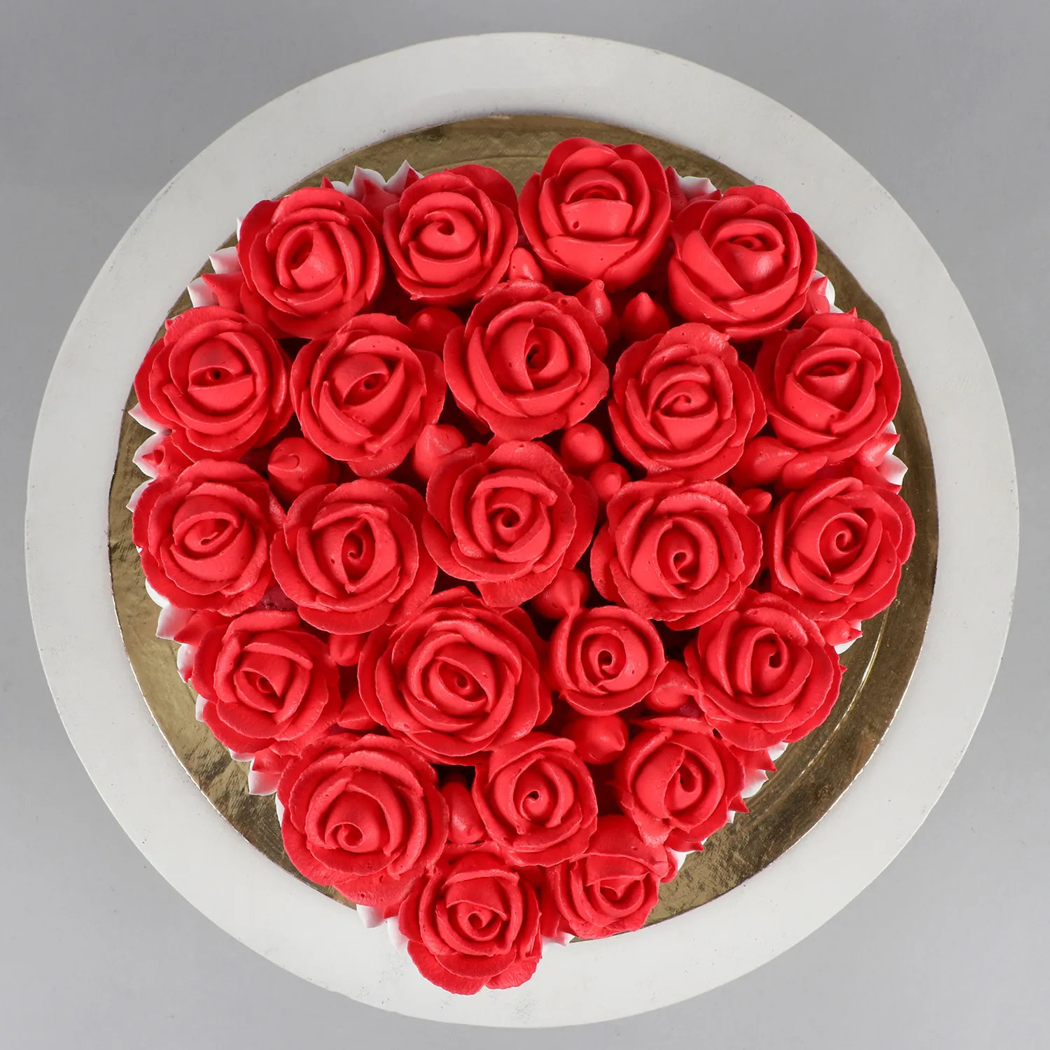 Pretty Roses Black Forest Cake - 1 KG