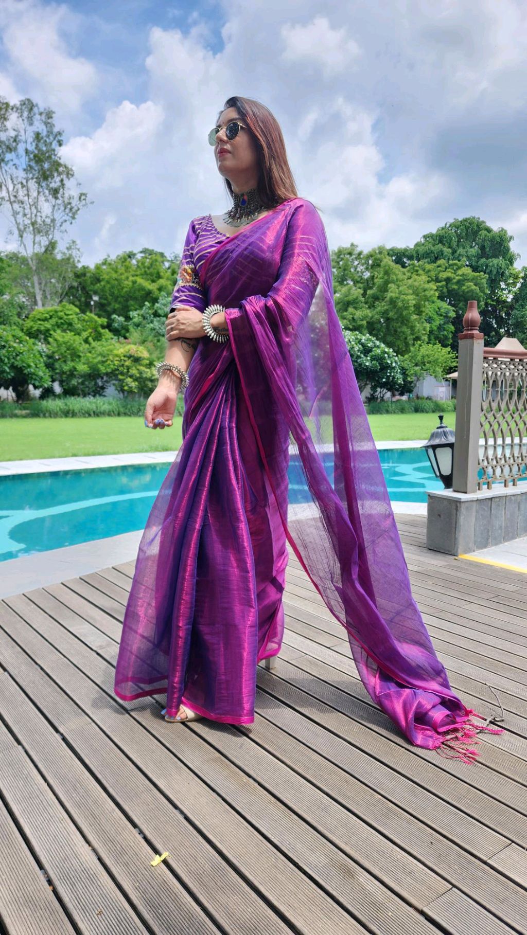 RangDhaaga Magenta Plain Raga Tissue Saree