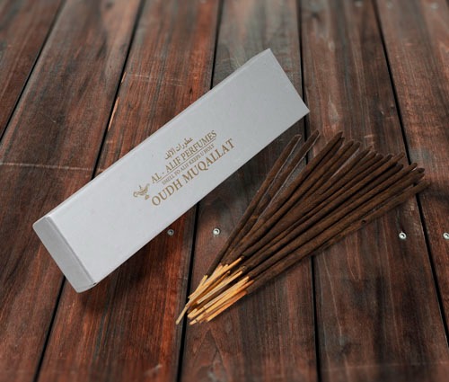 Al Alif Oudh Mukhallat Handmade Masala Agarbatti Incense Sticks - 50GM