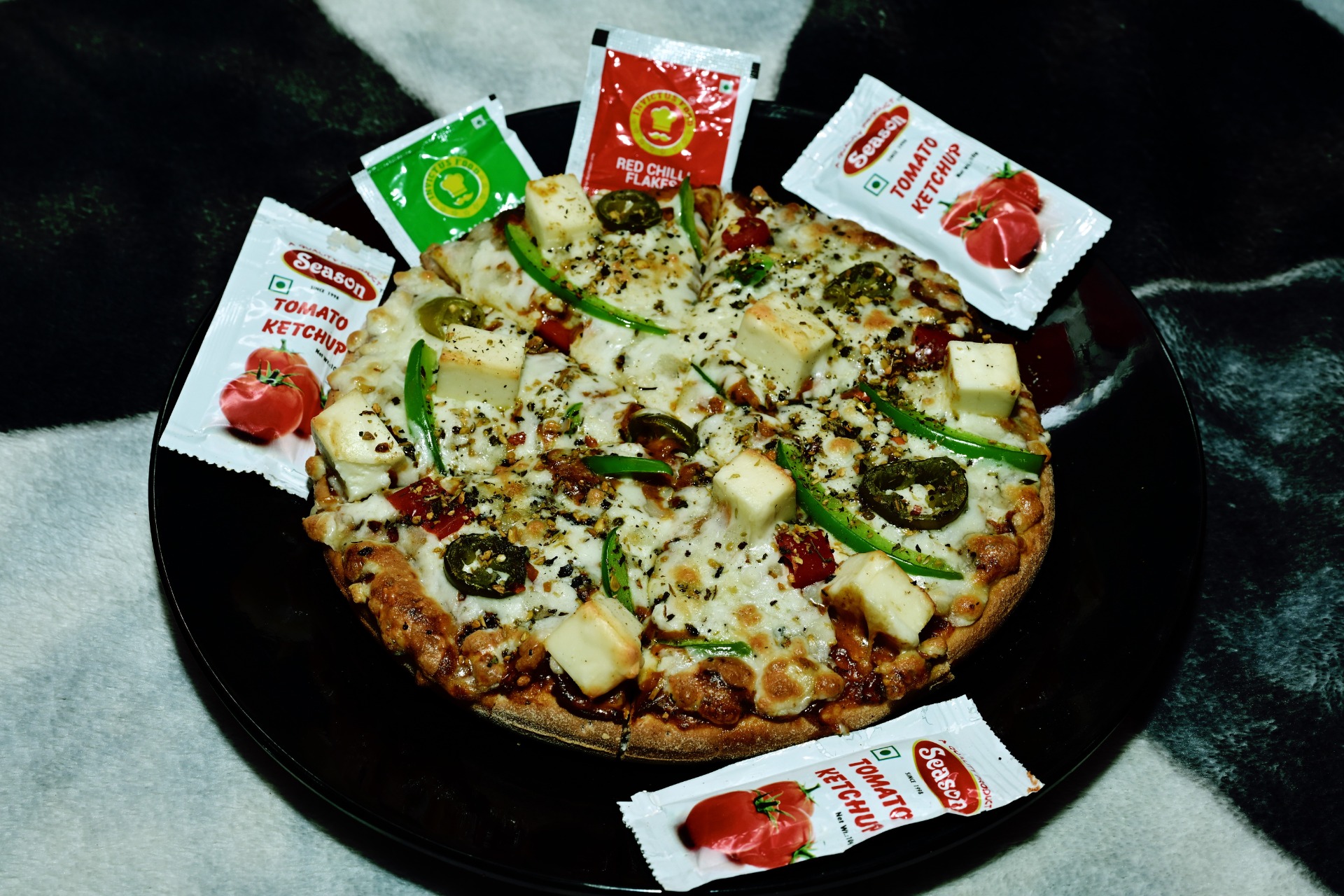 Royal Pizza