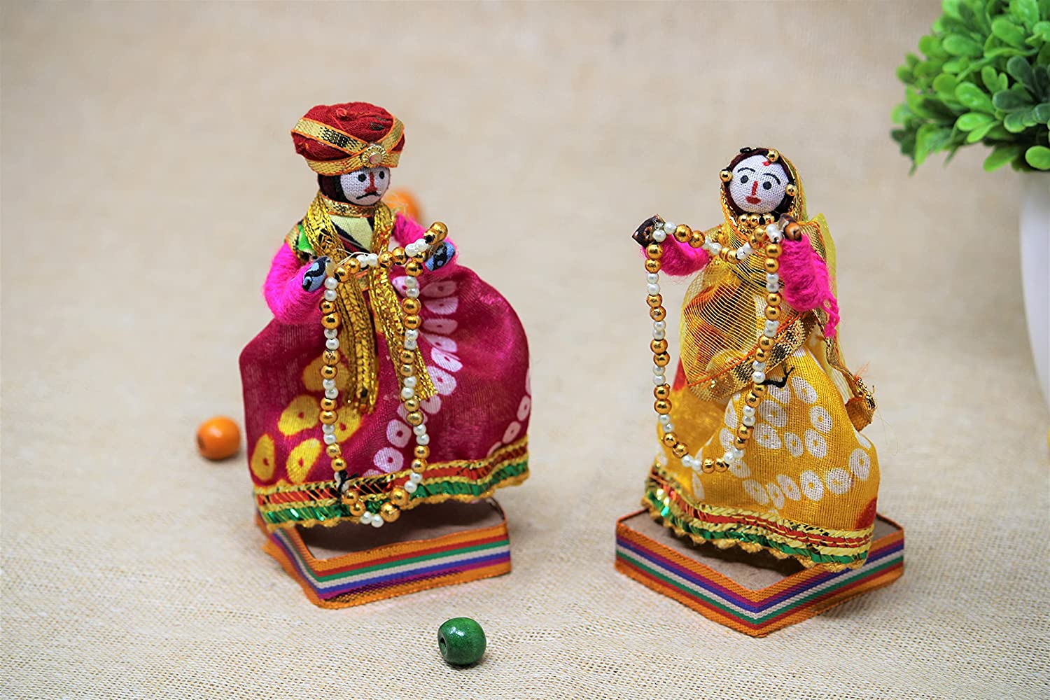 Handmade Recycled Material Rajasthani Dulha Dulhan Decorative Figurines for Home Decor/Home Furnishing/Figurine/Idol/Gifting Idol (Multicolour) - Dhula Dhulan, Pack Of 2 Piece Set