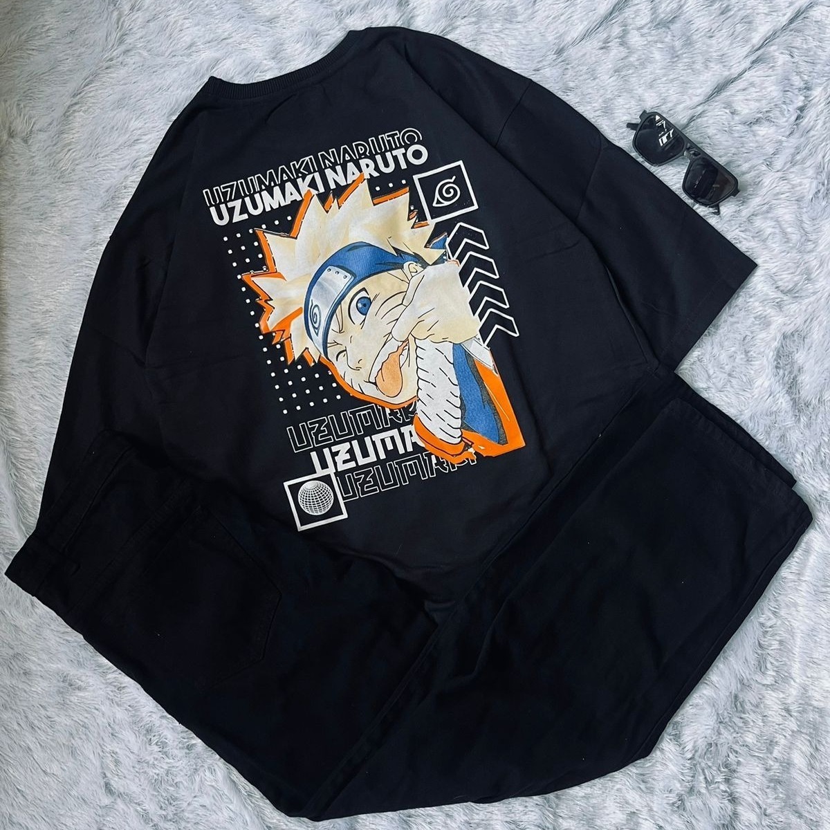5 Sleeve T Shirt + Baggy Jeans + Sunglass Free (M,L,XL)