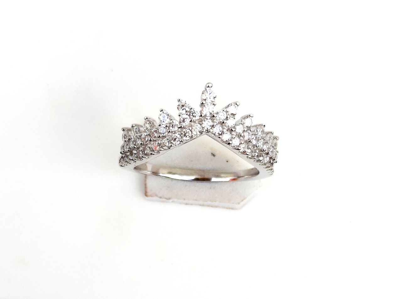 Buy Yellow & White Gold Plated 925 Sterling Silver Princess Crown Ring -  Top Tiara Ring Gift (White-Gold-Plated-Silver, 6) Online at desertcartINDIA