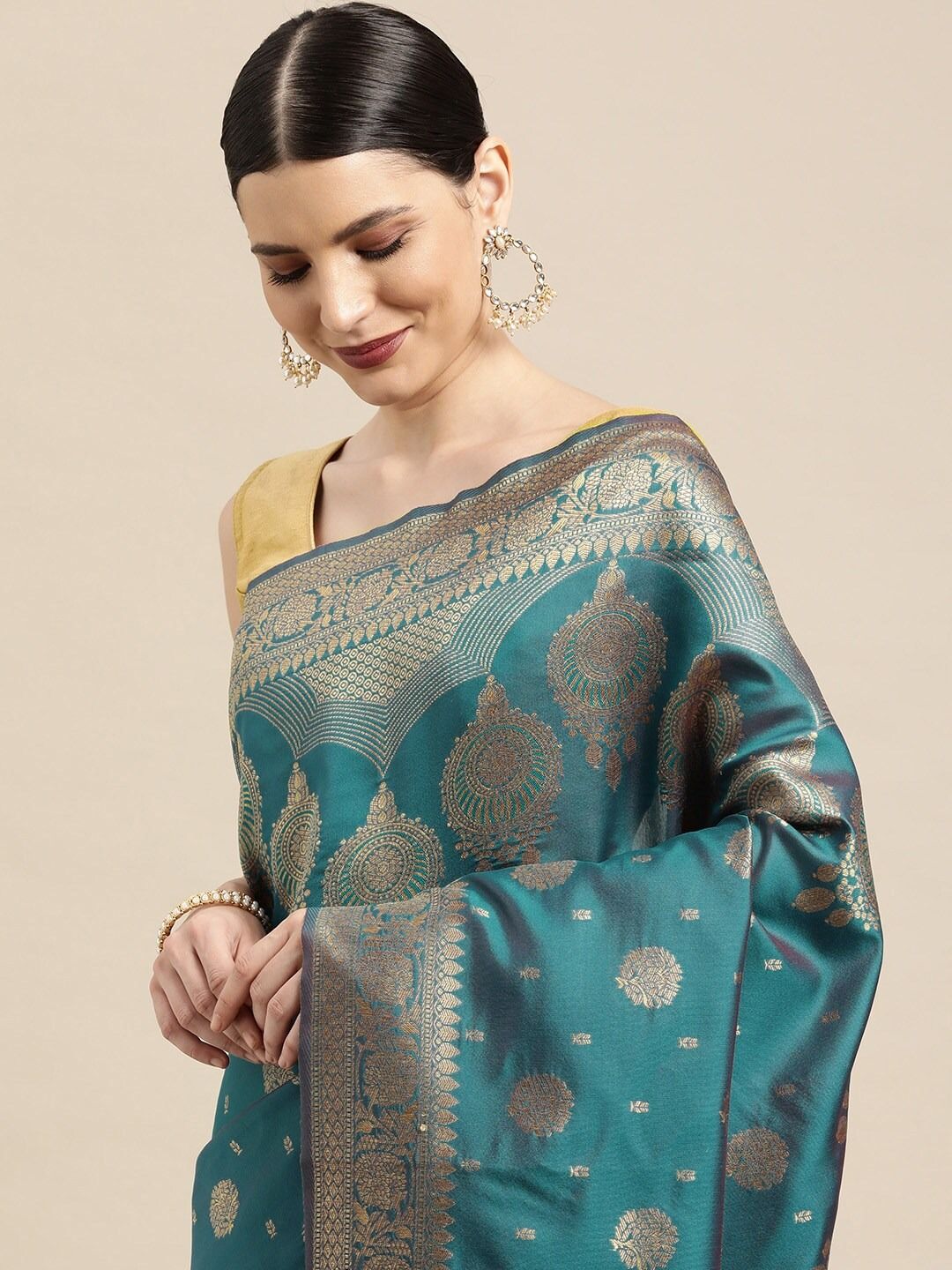 Leeza Store Women's Turquoise Silk Blend Golden Zari FLoral Pattern Zari Butta Butti Woven Banarasi Style Saree with Unstitched Blouse Piece - Turquoise