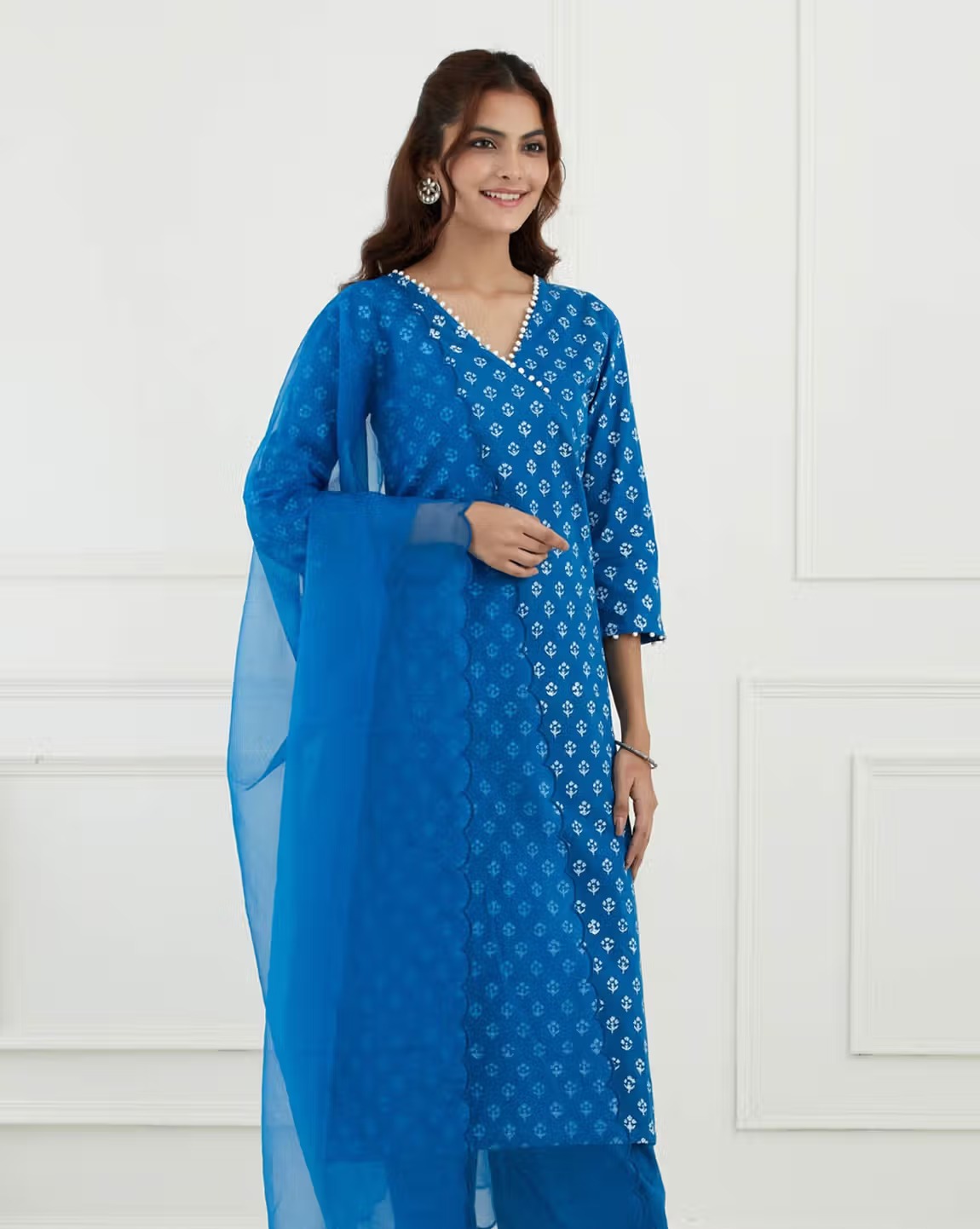 Blue Cotton Floral Print Kurta Set - S