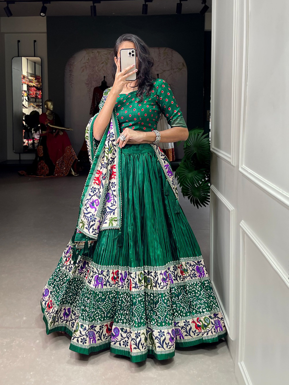 Antique Fashion  Crush dola silk lehenga with a gorgeous design of bandhej print and patola print will give you perfect look for your family function🌙💫