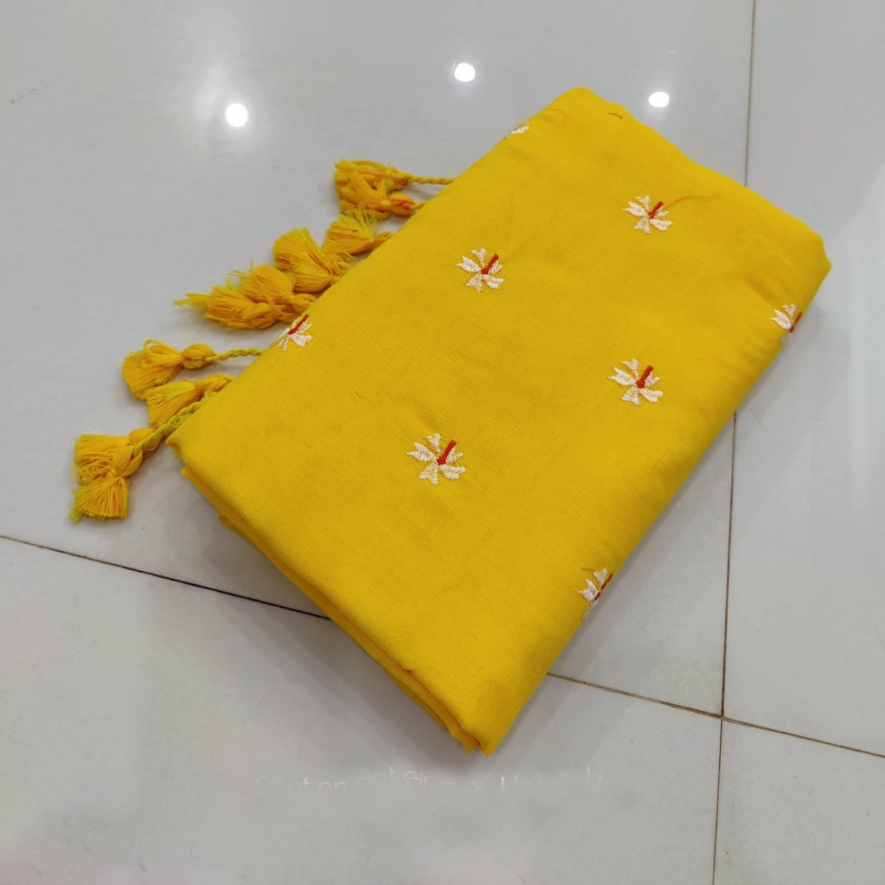 Handloom Floral Embroidered Cotton Saree - Yellow