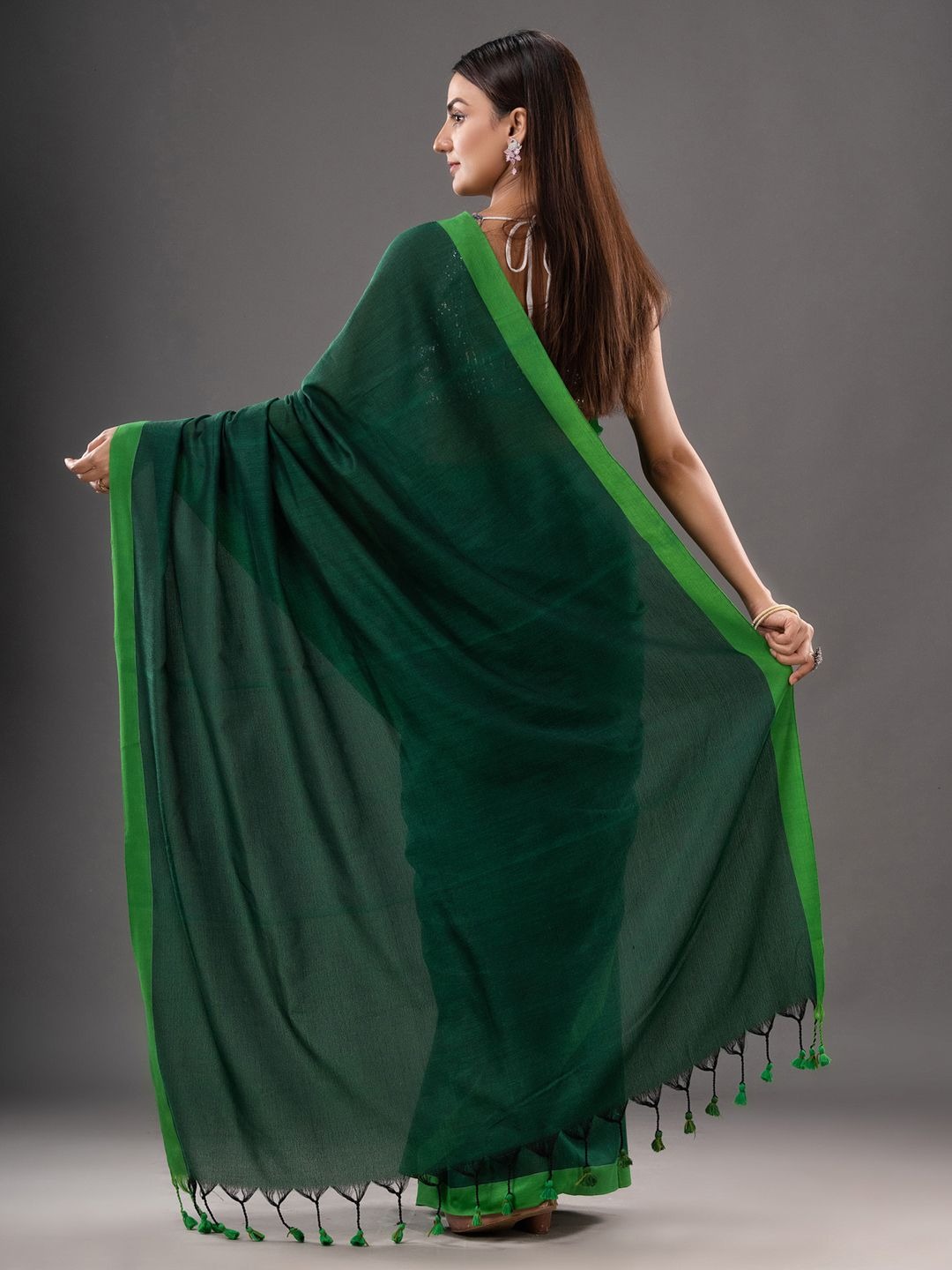 Handloom Contrast Border Saree - Cardin Green