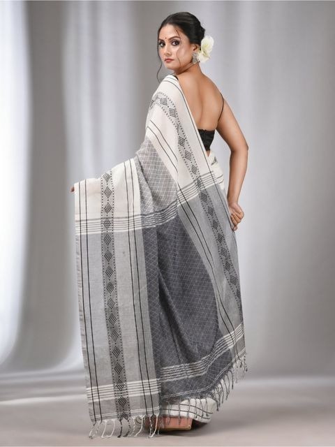 Handloom Ganga Jamuna Woven Border Saree - White