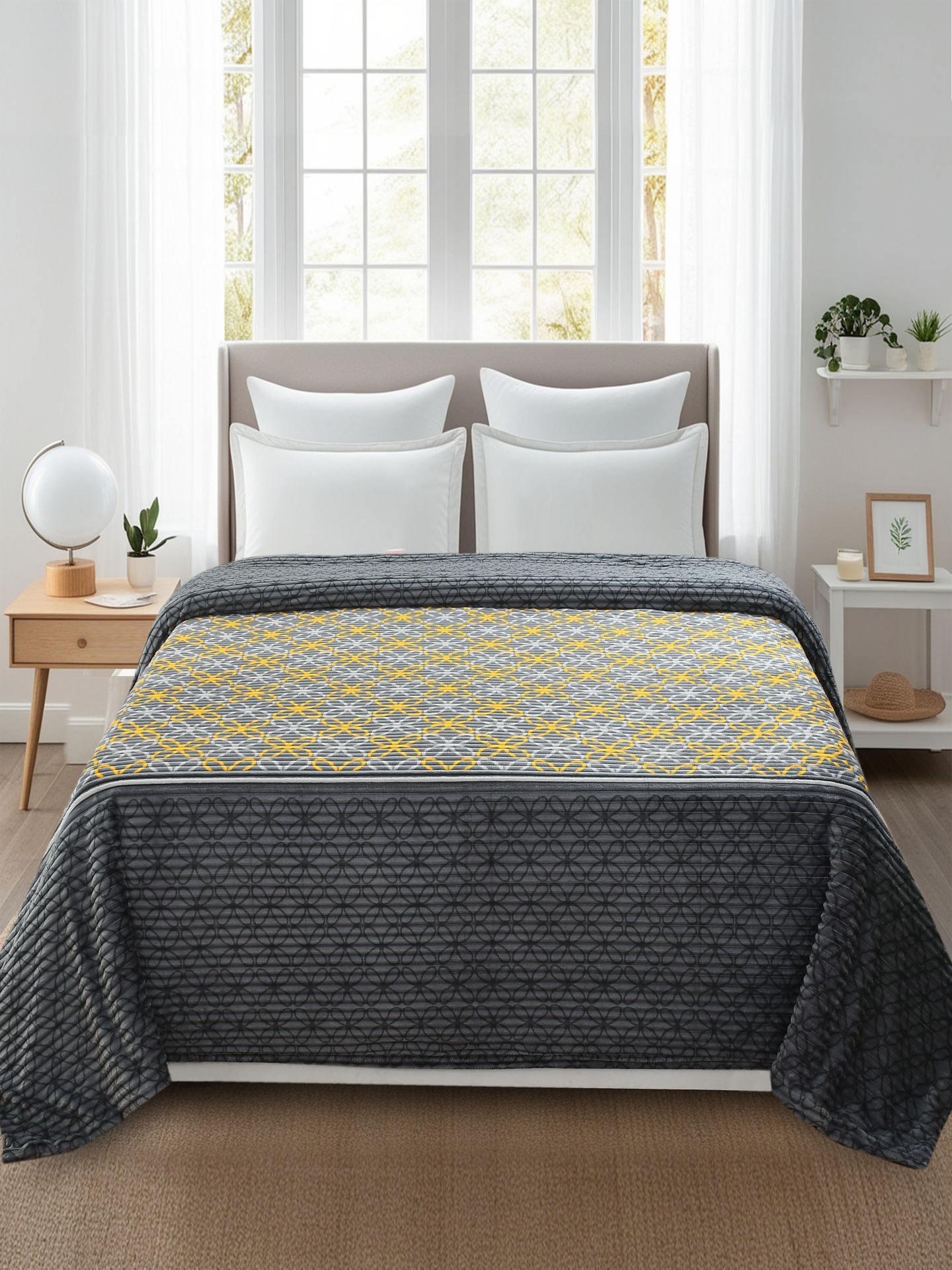 MORADO 190 GSM Flannel Super Soft Warm Double Bed Quilt Cover/Duvet Cover/Rajai Cover/Blanket Cover for Winters with Zipper -90x100 Inches, Grey